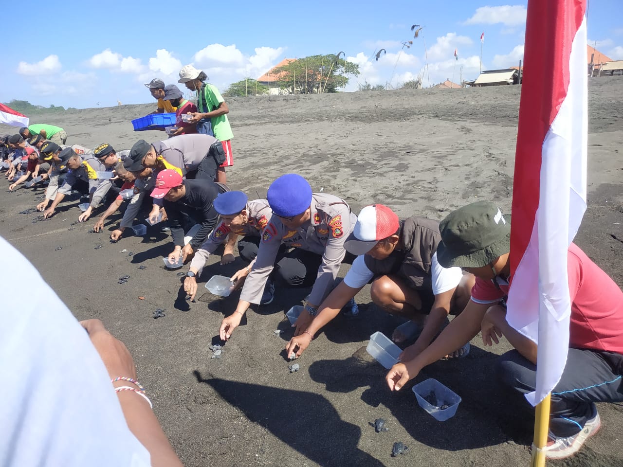 Pemkot Denpasar Gandeng Polresta Gelar Jumat Curhat Bersama Kelompok Nelayan Sari Segara Kekal