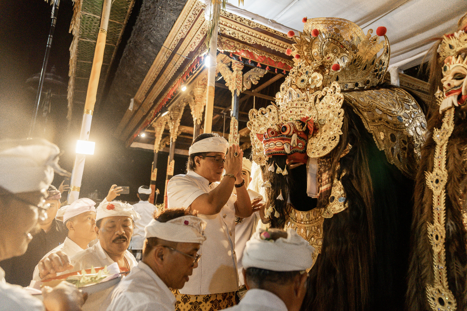 Bupati Giri Prasta Nebes Tapakan Ida Bhatara Alit Pura Dalem Buangga Getasan   