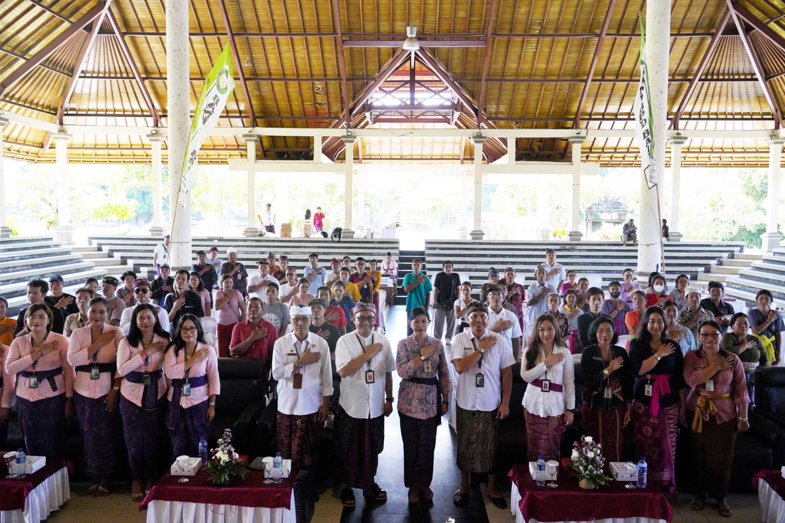 Rayakan Hari Konsumen Nnasional, OJK Bali Gelar Edukasi Penyandang Disabilitas dan Yowana Gema Santi