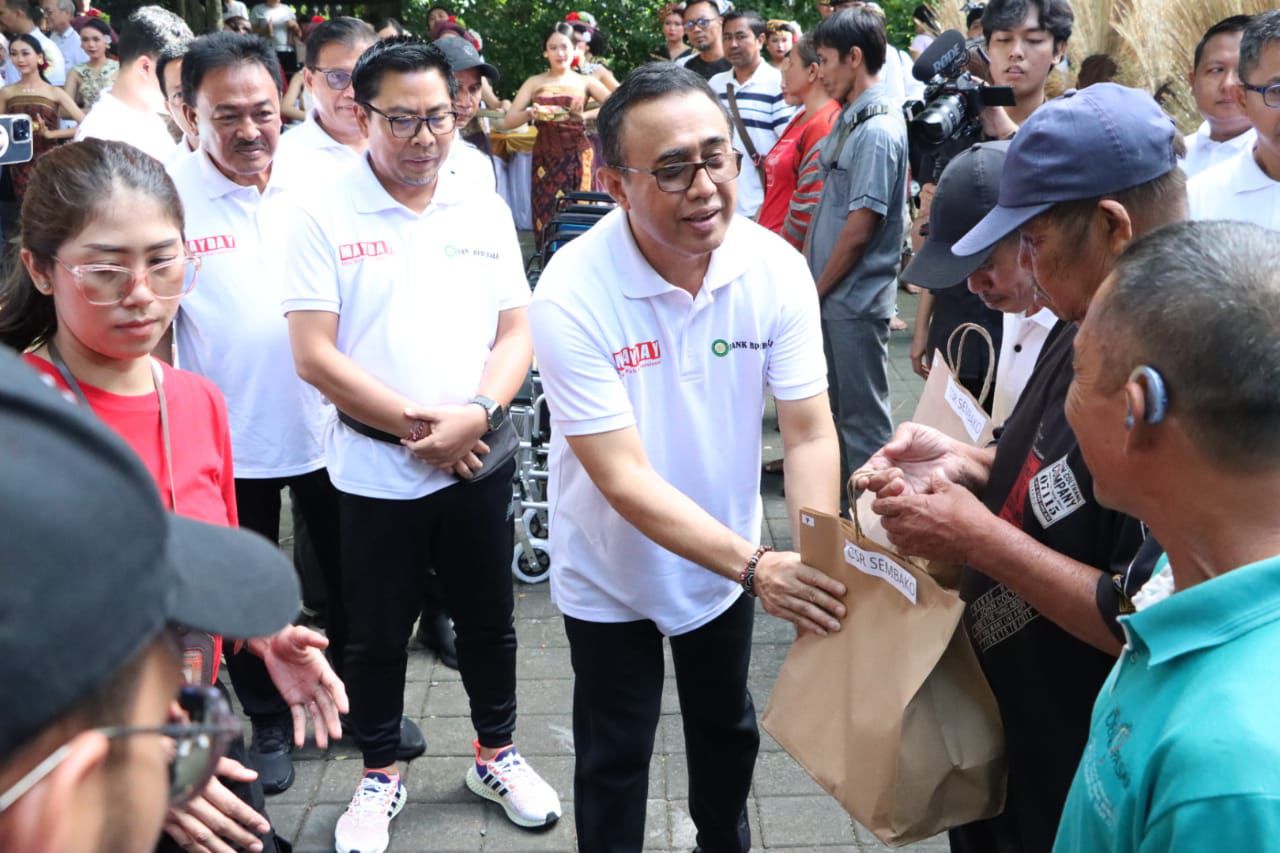 Walikota Jaya Negara Peringati May Day, Pekerja Tampilkan Kretivitas Seni