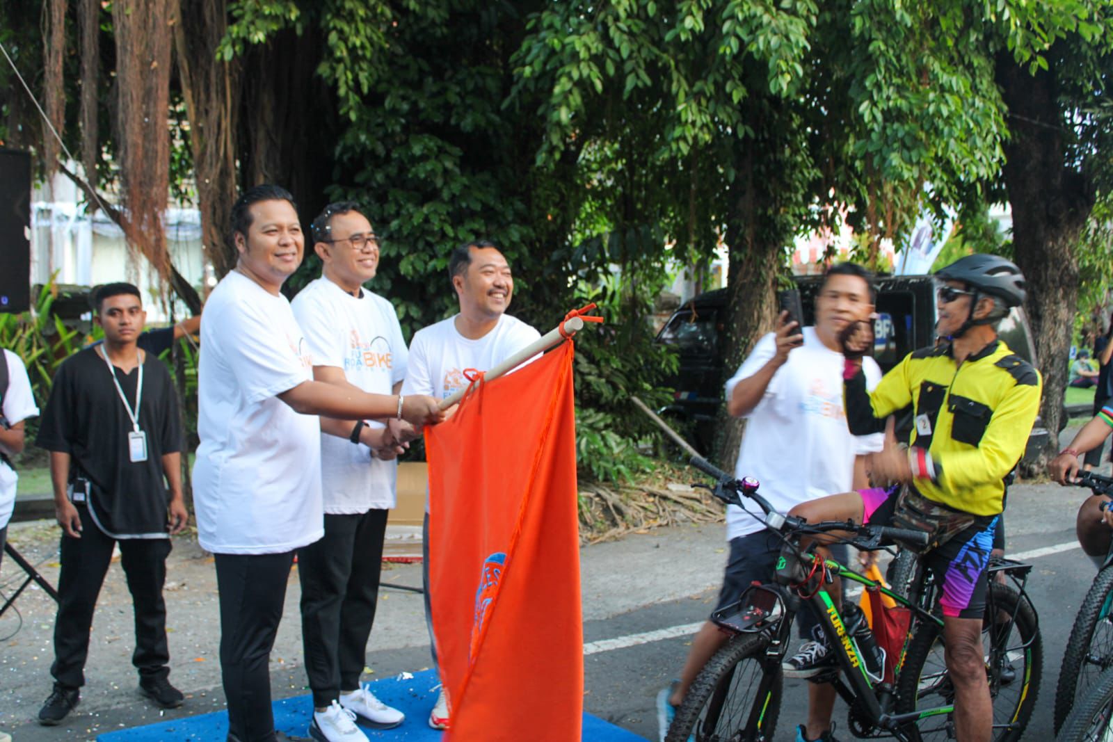 Walikota Jaya Negara Lepas Fun and Road Bike REI Bali