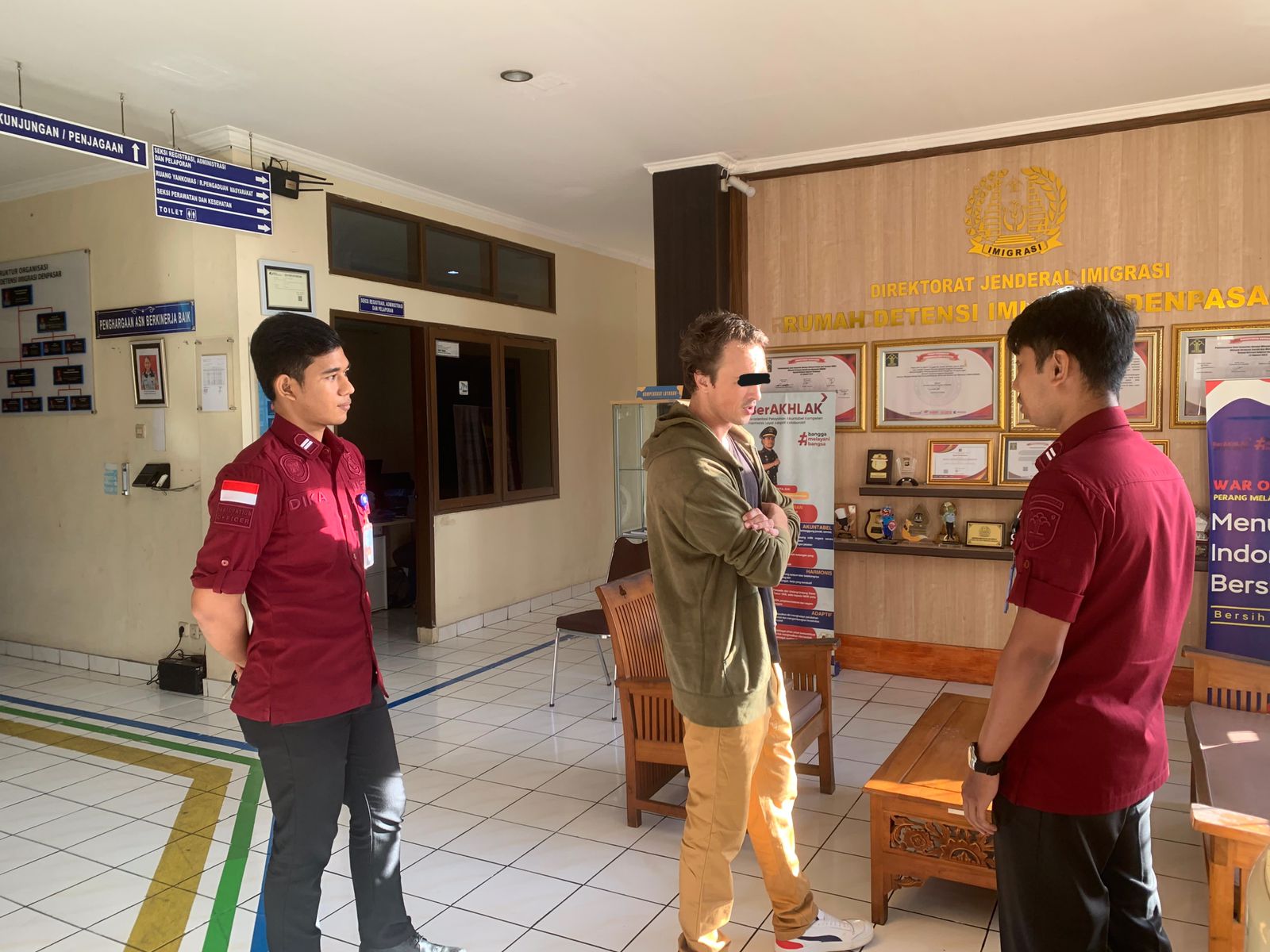 Impor 1 Ons Sabu, WN Rusia Dideportasi Kanwil Kemenkumham Bali  
