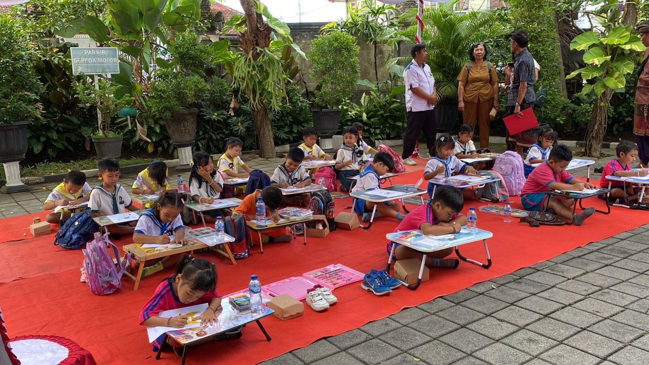 Bulan Bung Karno, Puluhan Peserta Ikuti Lomba di Kelurahan Penatih