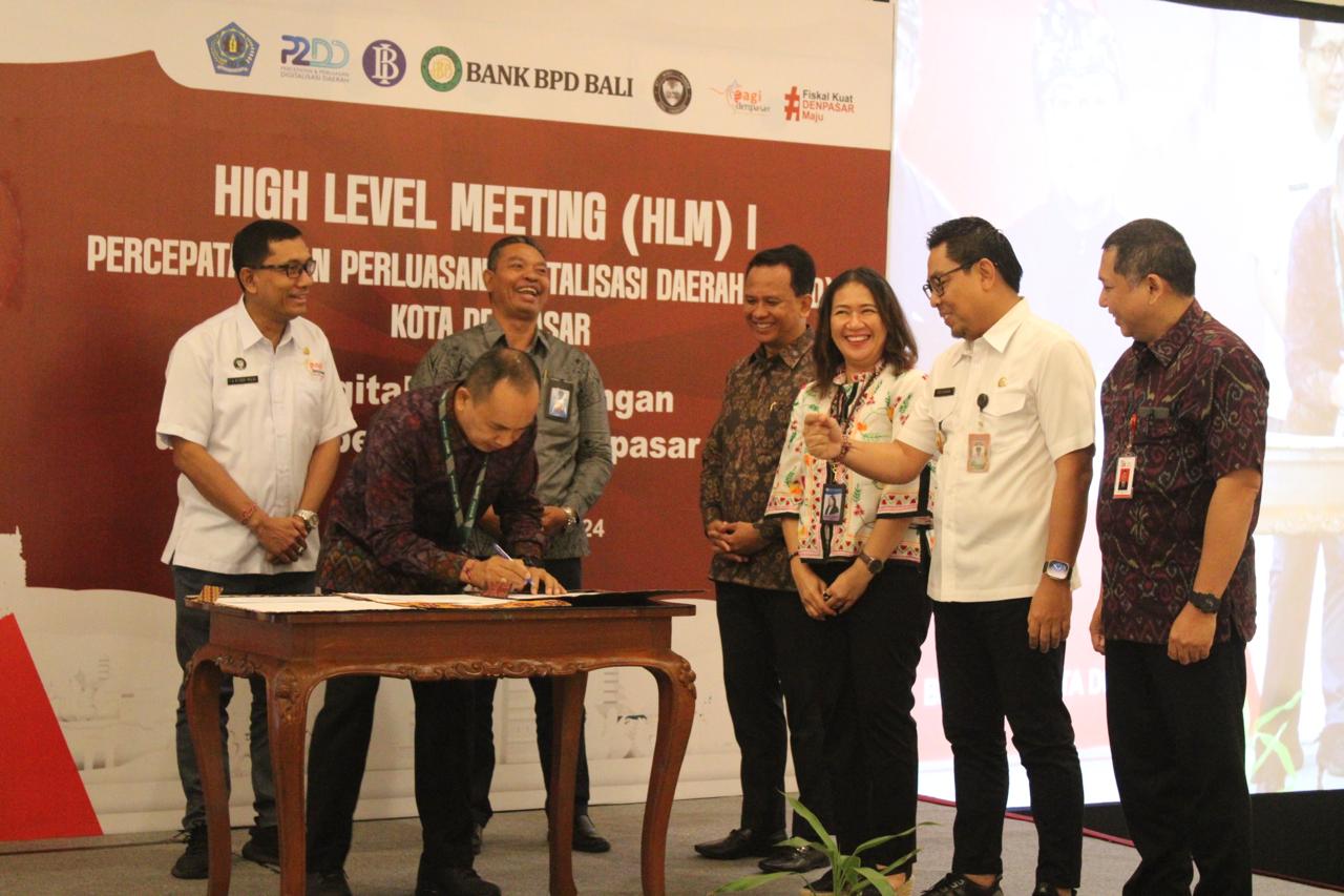 Bapenda Denpasar Gandeng LPD Dekatkan Pelayanan Penerimaan Pajak Daerah