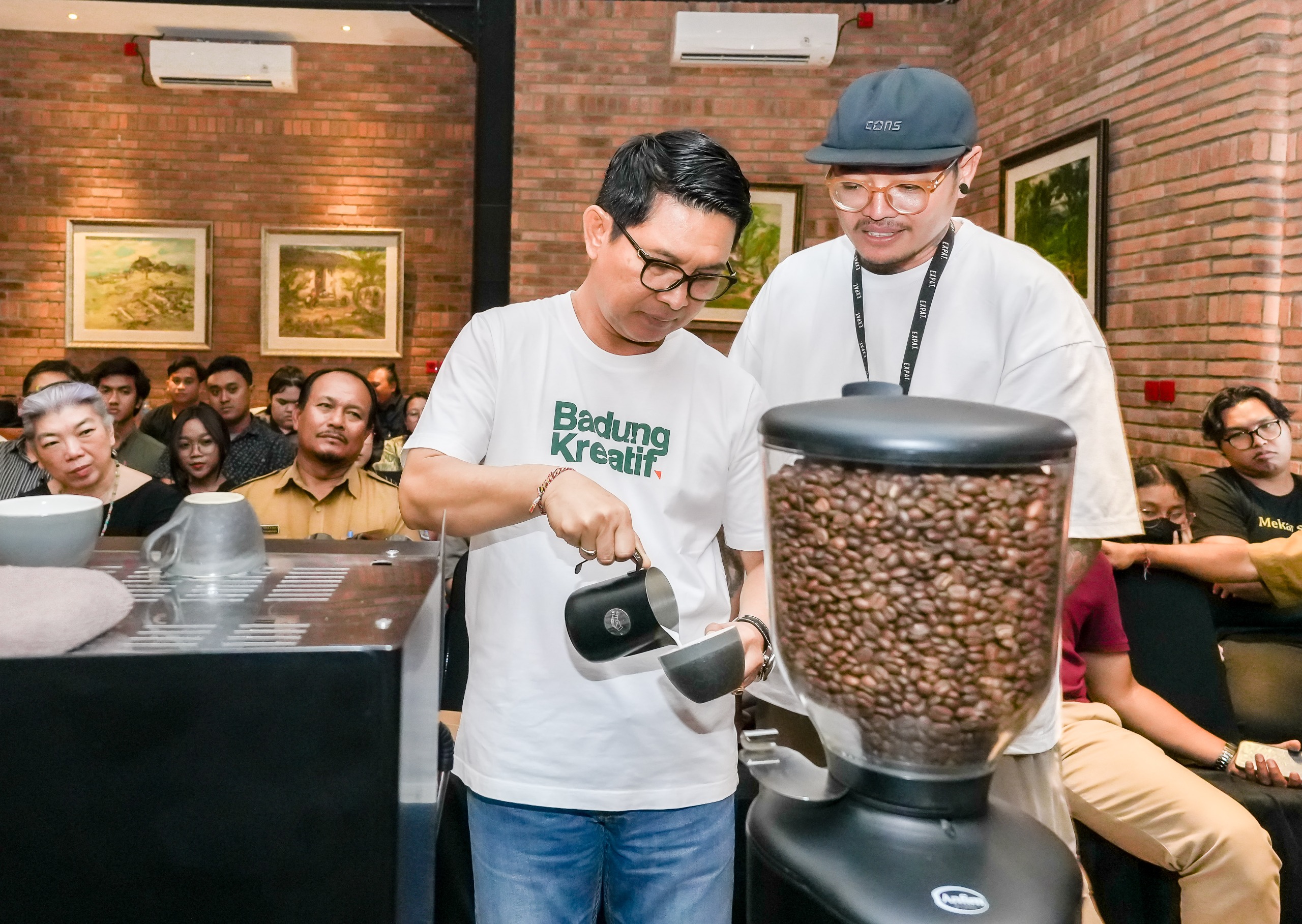 Sekda Adi Arnawa Buka Brewing Passion dan Kelas Barista