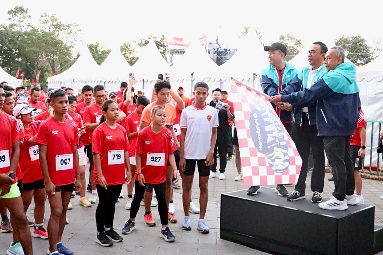 Walikota Jaya Negara Lepas Peserta ”Fun Run 5K Cooltura Bali”