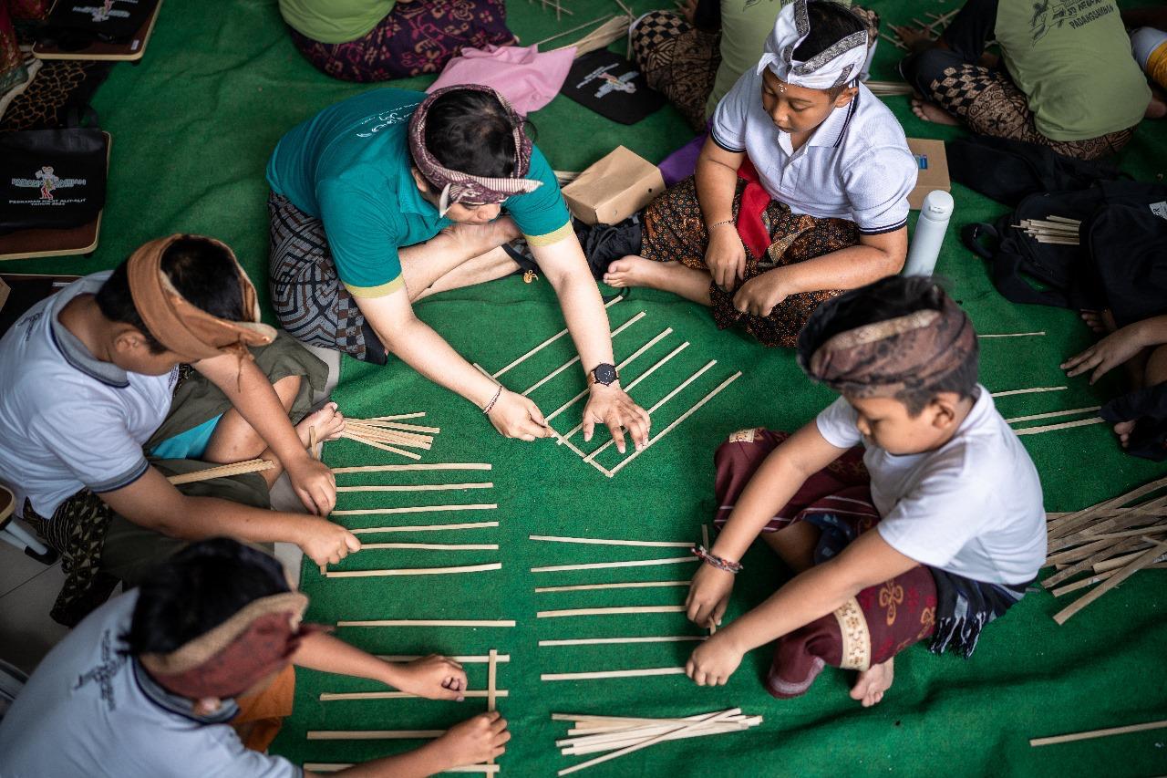 Isi Libur Sekolah, Desa Padangsambian Klod Gelar Pesraman Kilat Anak-anakDenpasar
