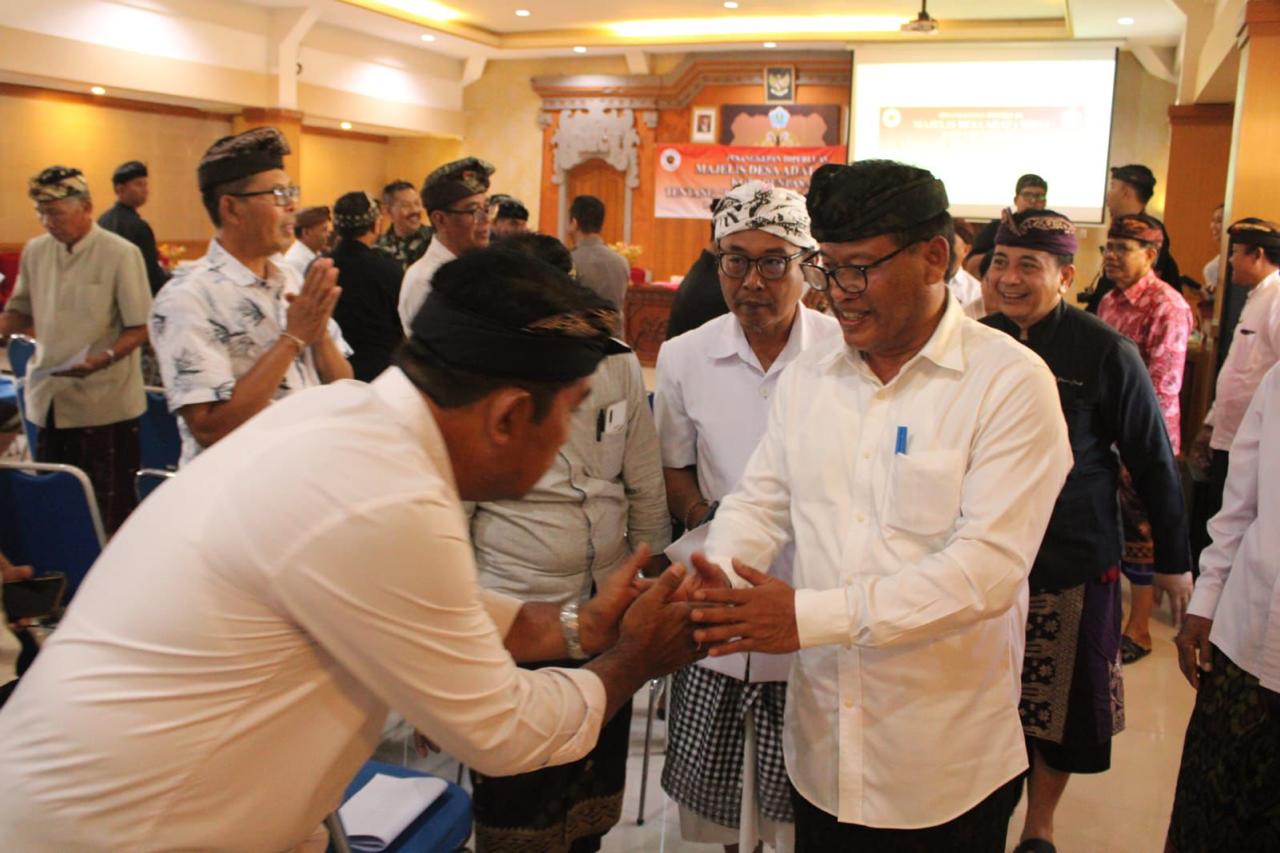 Sekda alit Wiradana : Tajamkan Penguatan Lembaga Adat Dukung Pembangunan