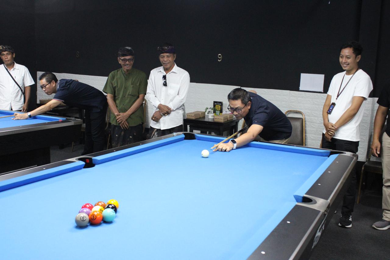 Wawali Arya Wibawa Buka Turnamen Biliar ST Werdhi Yowana Br. Tampak Gangsul