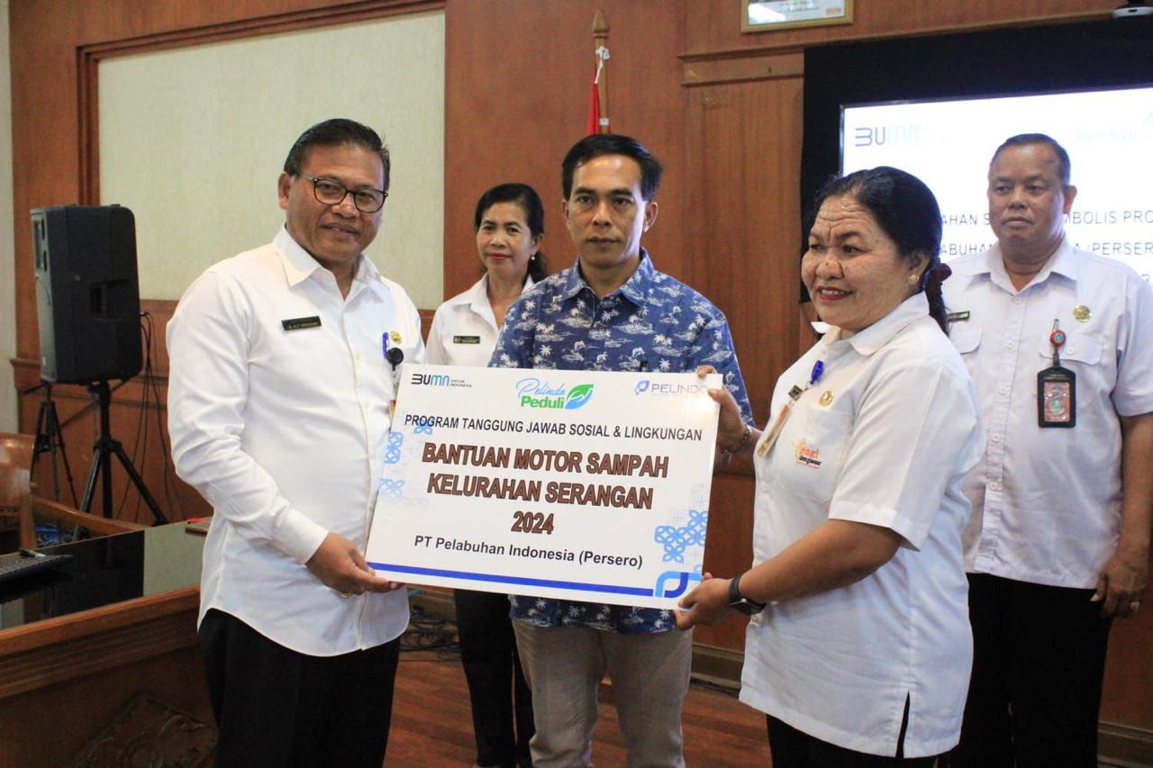 Sekda Alit Wiradana Harap Bantuan TJSL Tingkatkan Kebersihan Lingkungan