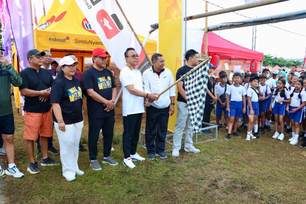 Walikota Jaya Negara Lepas Peserta Fun Walk Mai Melali 7 Festival