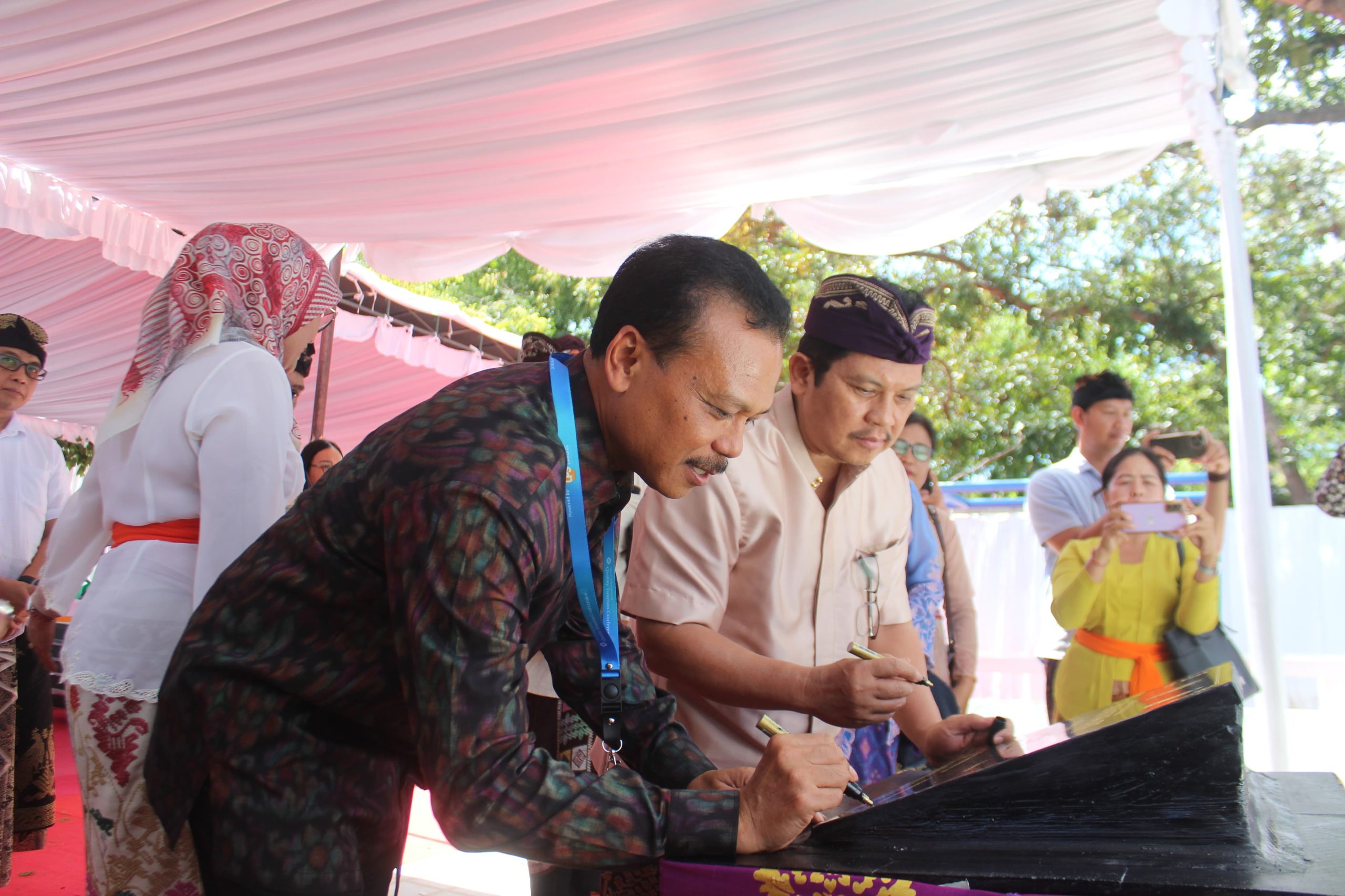 Sekda Dewa Indra Resmikan Taman Inisiatif BPJS Kesehatan