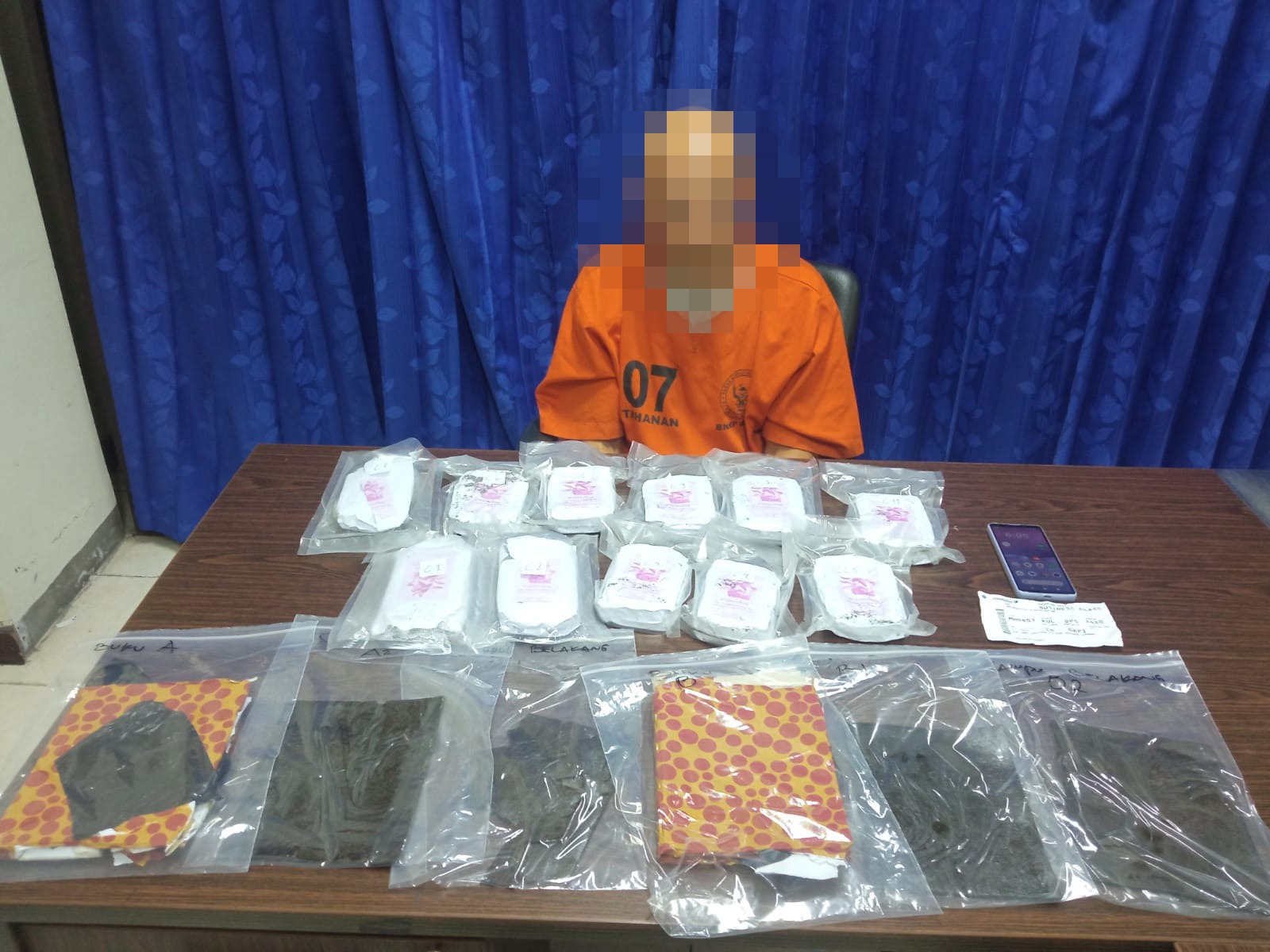 Bawa Narkotika Hasis, dua WNA Diciduk BNN Provinsi Bali
