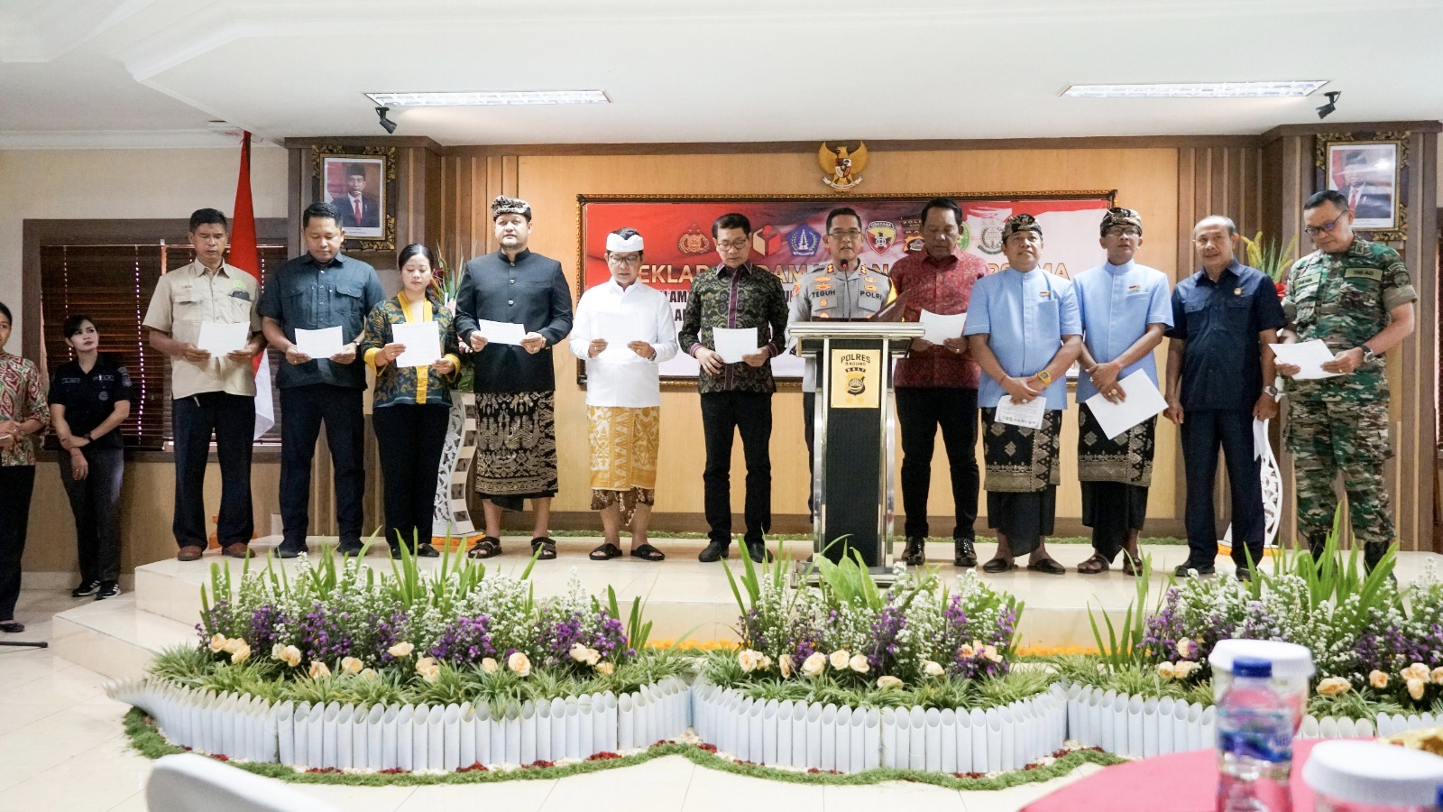 Plt. Bupati Badung Suiasa Tandatangani Deklarasi Damai Pilkada Badung