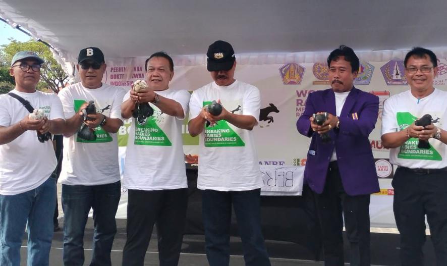 Hingga September 2024, Cakupan Vaksinasi Rabies Kota Denpasar Capai 64.791 HPR