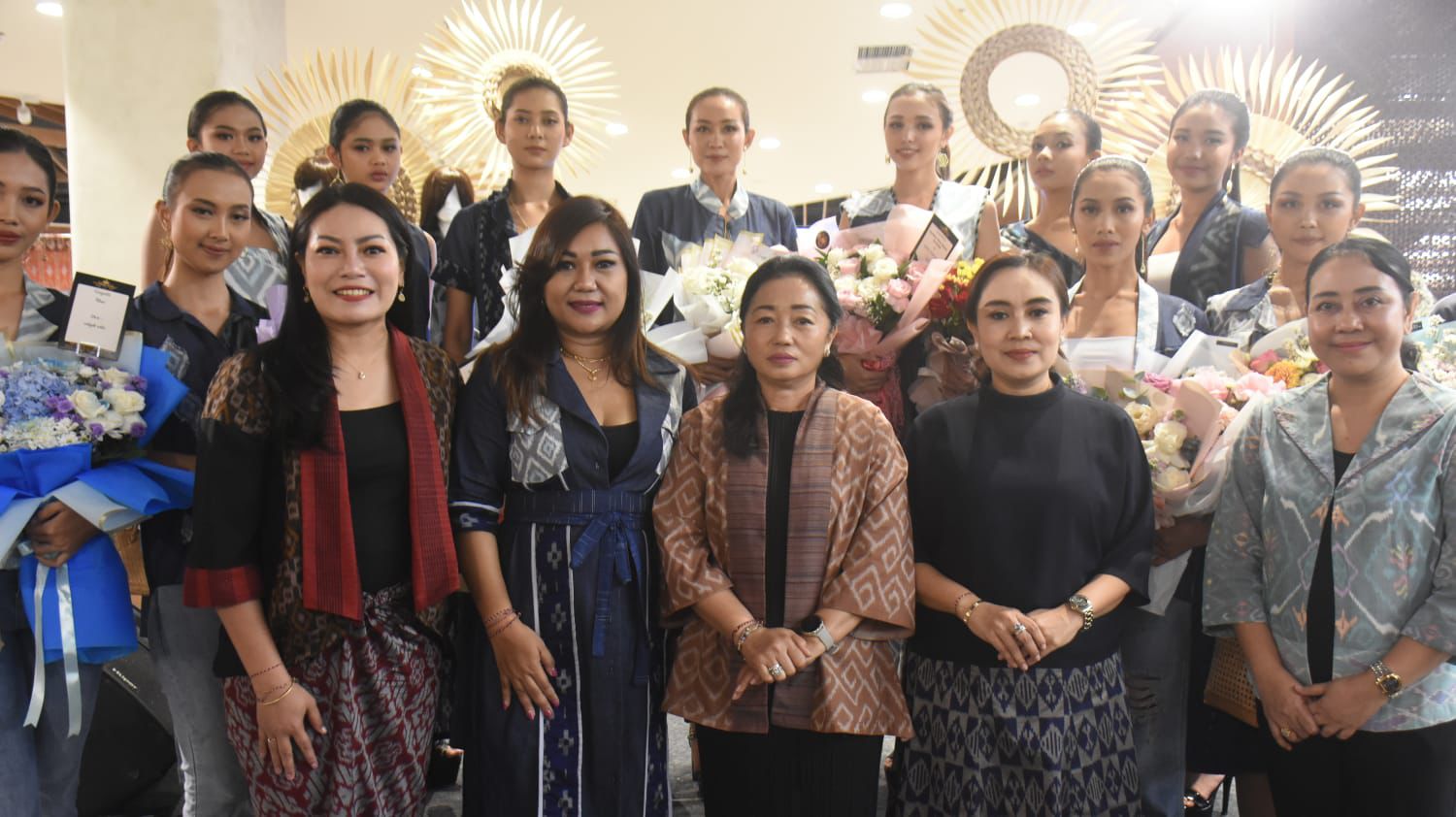 Segara Aruntala Ethnic Culture Fashion Show and HighTea Tampilkan Sederet Desain Kain Lokal