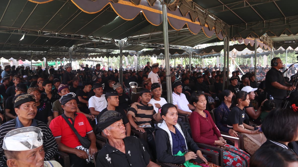 Ribuan Warga Kubu Karangasem Tulus dan Ikhlas Hadiri Kampanye Terbuka Koster-Giri dan Dana-Swadi