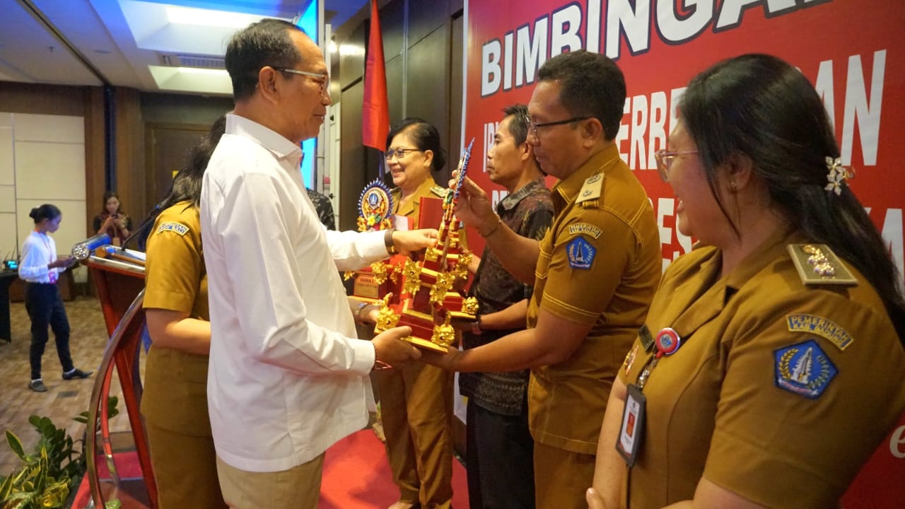 Tingkatkan Budaya Literasi, Plt. Bupati Badung Buka Bimtek IPLM dan TGM