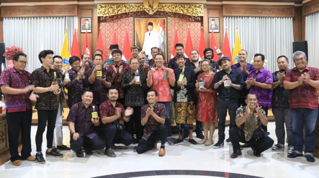 Kegigihan Koster, Pelaku F&B Bisa Ekspor Arak dan 52 Produk Arak Masuk Hotel Berbintang