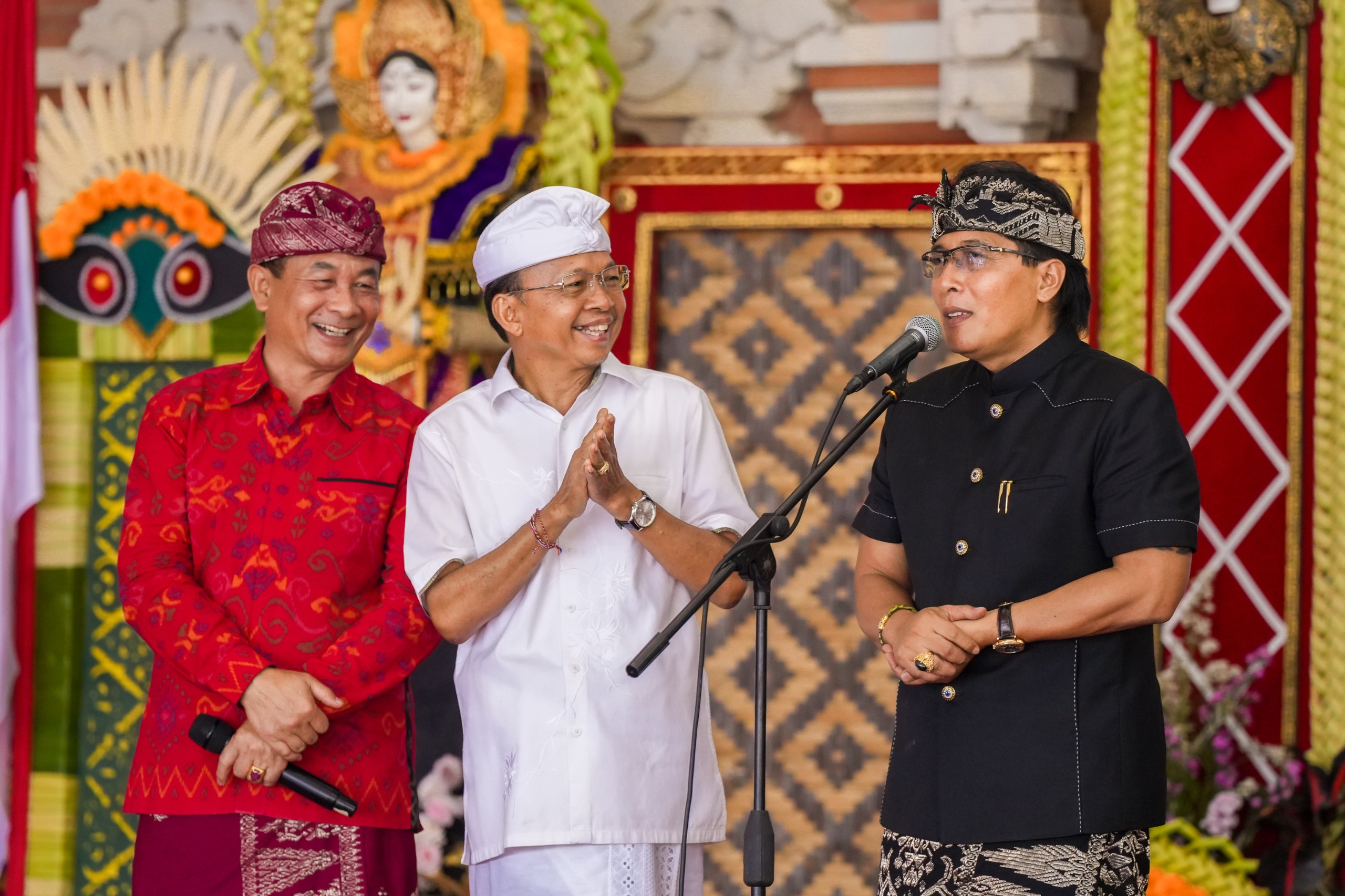 Koster-Giri Akan Bangun Asrama Mahasiswa dan Sports Center di Unud, Siapkan Beasiswa Mahasiswa Berprestasi