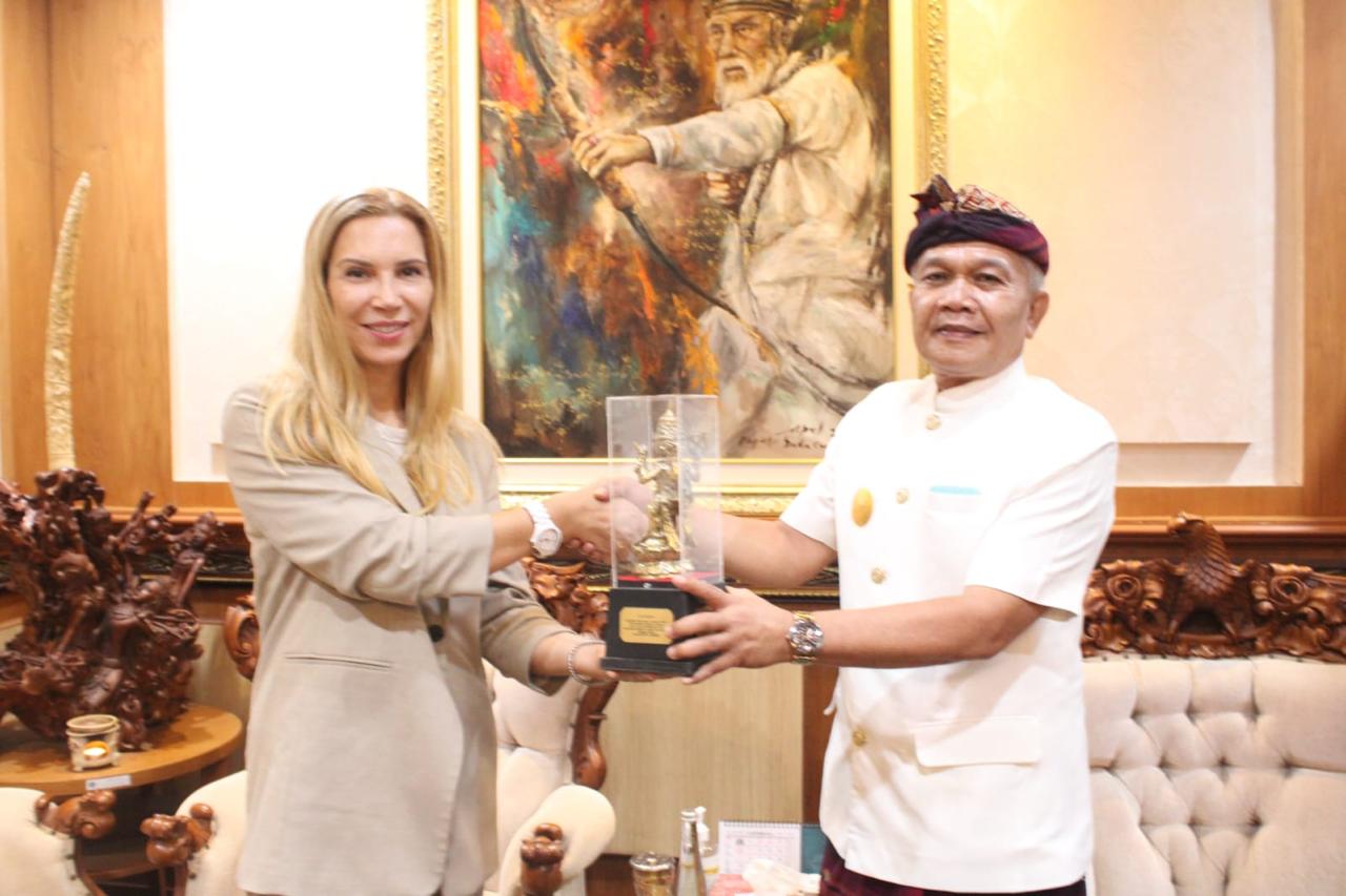 Jajaki Kerjasama, Pjs. Walikota Dewa Mahendra Terima Kunjungan Duta Besar Bulgaria