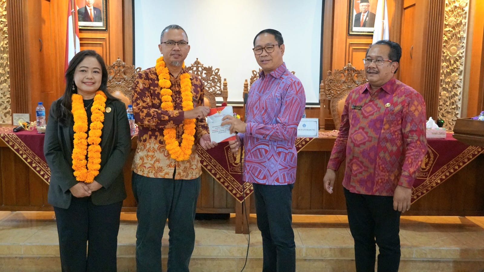 Desa Kutuh Masuk 4 Besar Nominasi Desa Terbaik Nasional 2024