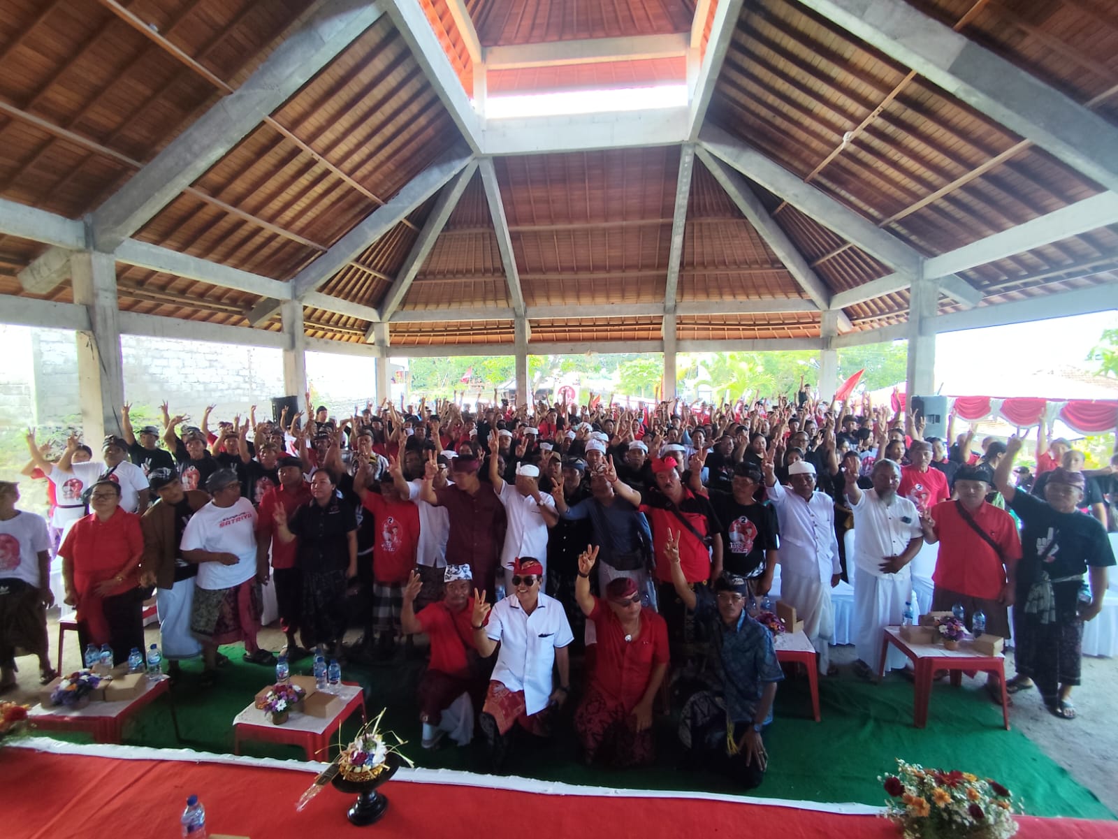 Wayan Koster Rancang Program Shuttle Bus Murah Singaraja-Denpasar