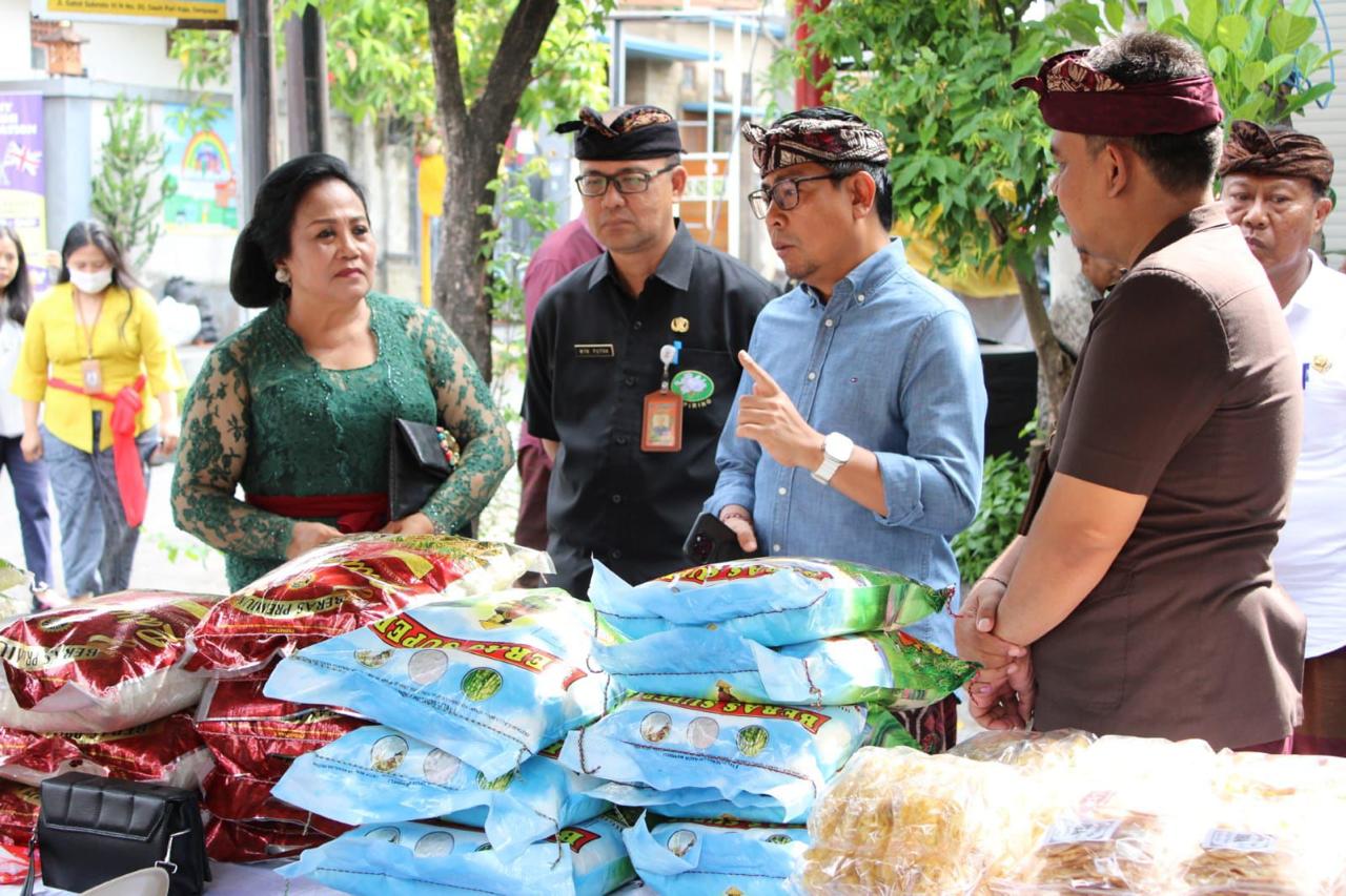 Tekan Laju Inflasi, Pemkot Denpasar Gelar Pasar Murah di desa Dauh Puri Kaja