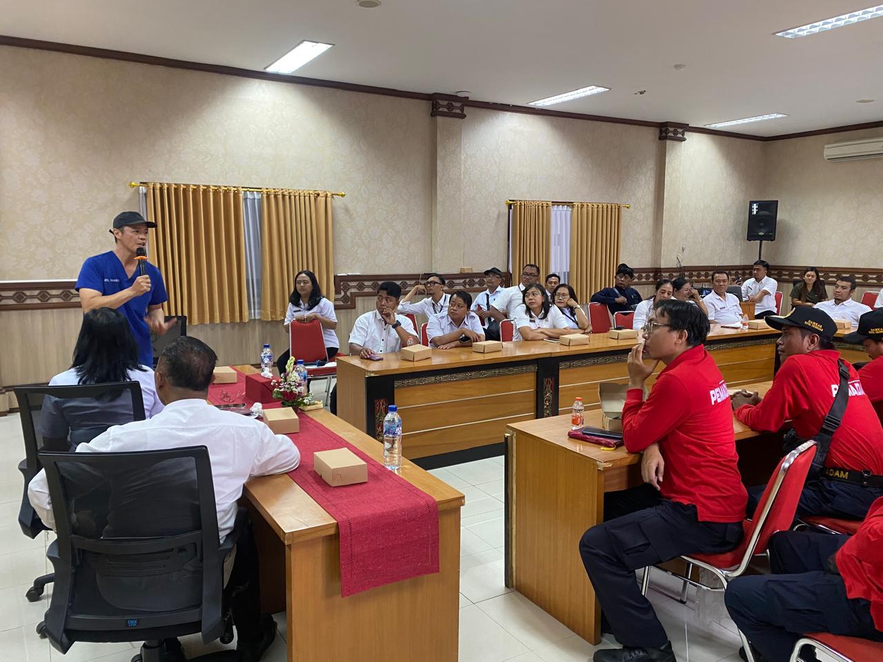 Sasar Tim Damkar Desa/Lurah, Distan Denpasar Gelar Pelatihan Penanganan HPR