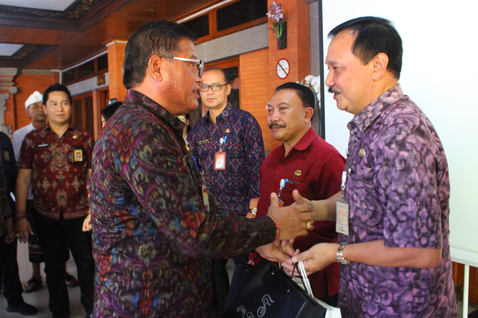 Dua Pejabat Eselon II Masuki Purna Tugas, Sekda Alit Wiradana Ucapkan Terima Kasih Atas Pengabdian
