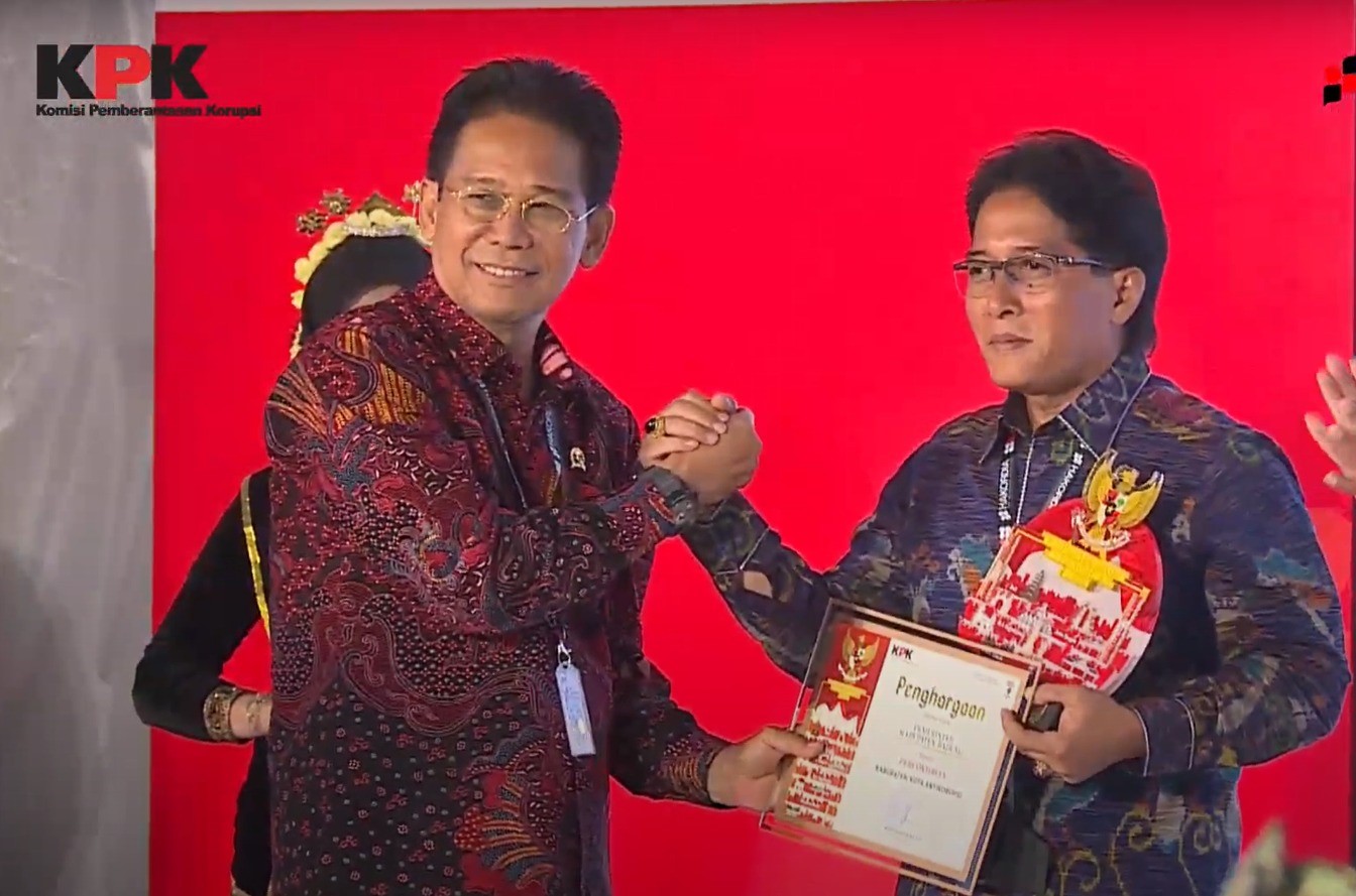 Peringatan Harkodia, Pemkab Badung Raih Penghargaan Percontohan Kabupaten/Kota Anti Korupsi
