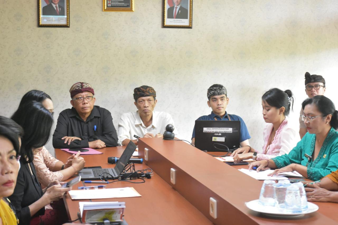 Disdukcapil Denpasar Gelar Forum Konsultasi Publik Libatkan Seluruh Stakeholder