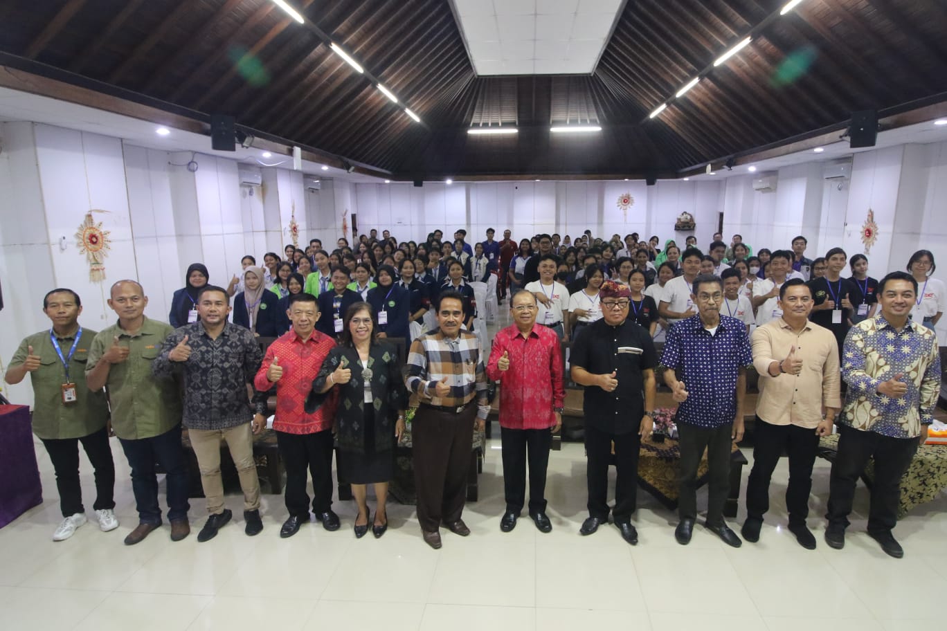 Gubernur Koster Minta Pelajar Serius, Komitmen dan Konsisten Jalani Pendidikan Jurnalistik