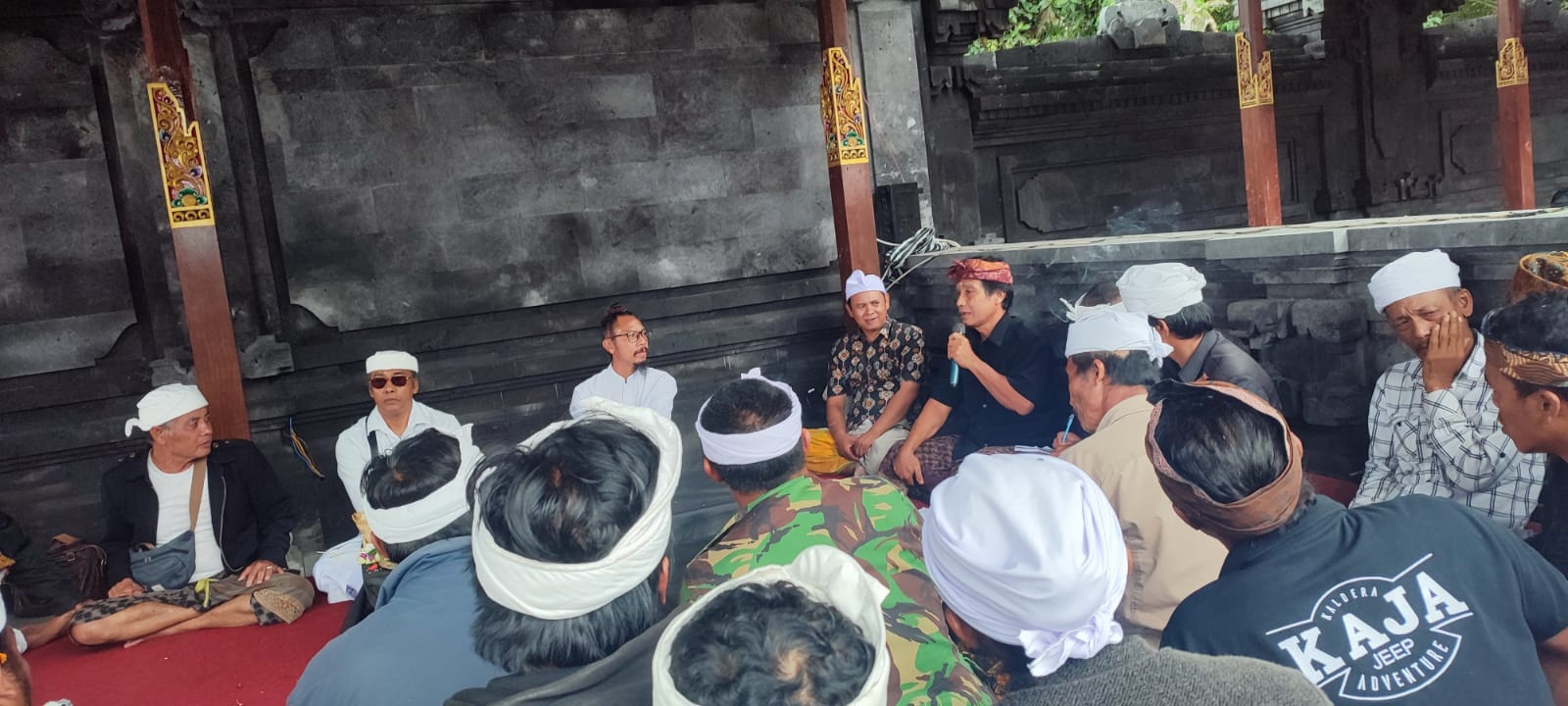 Pelaksanaan Karya Agung di Pura Kayu Selem Terkendala Jaringan Komunikasi