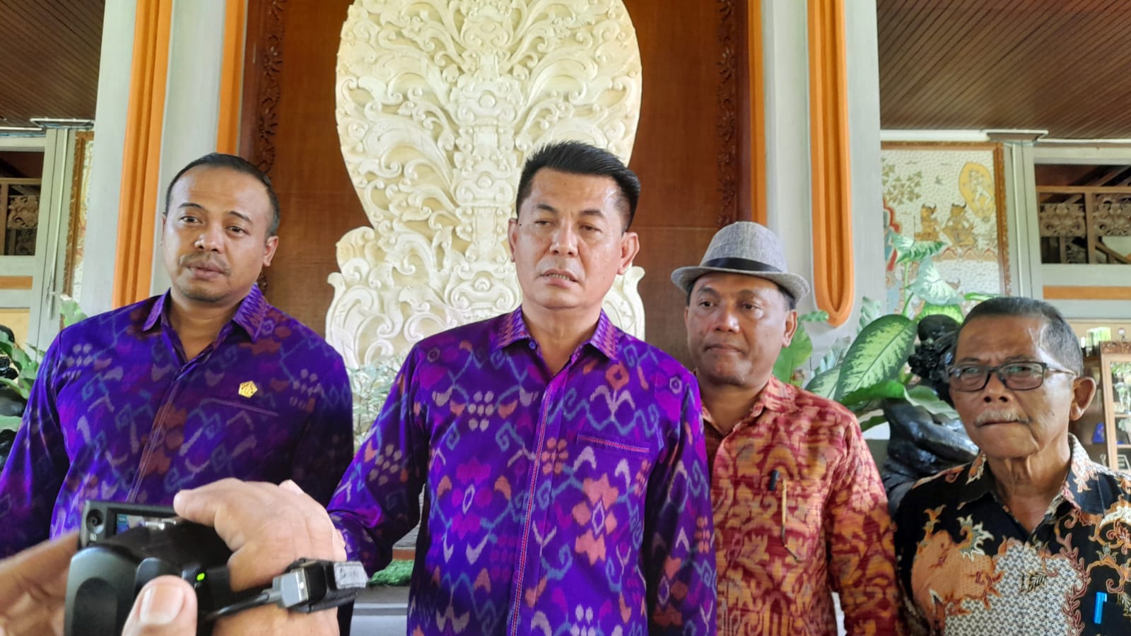 Dewa Jack: Gedung DPRD Bali Rumah Rakyat