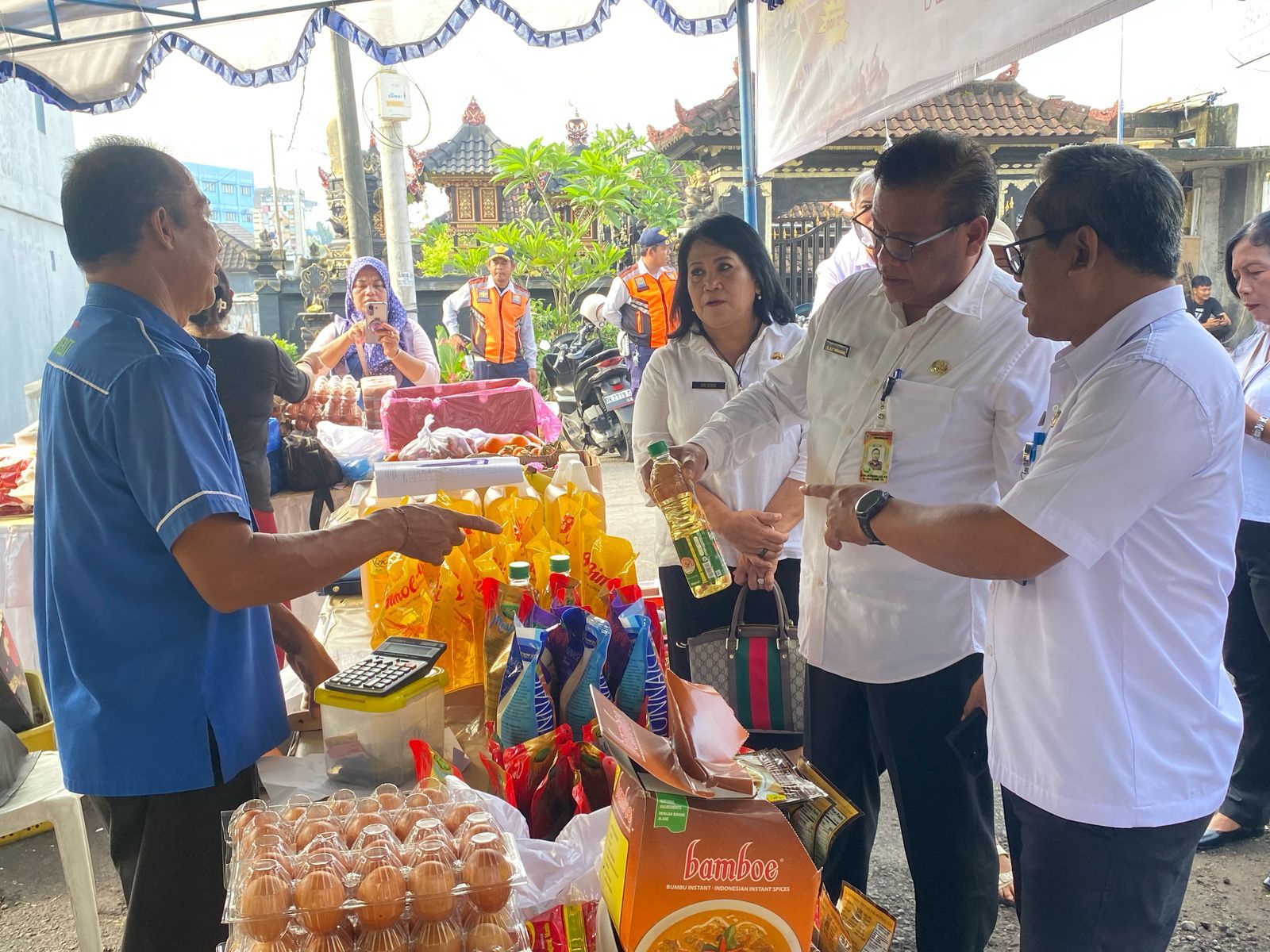 Sambut HUT ke-237, Pemkot Denpasar Gelar Pasar Murah di Desa Ubung Kaja