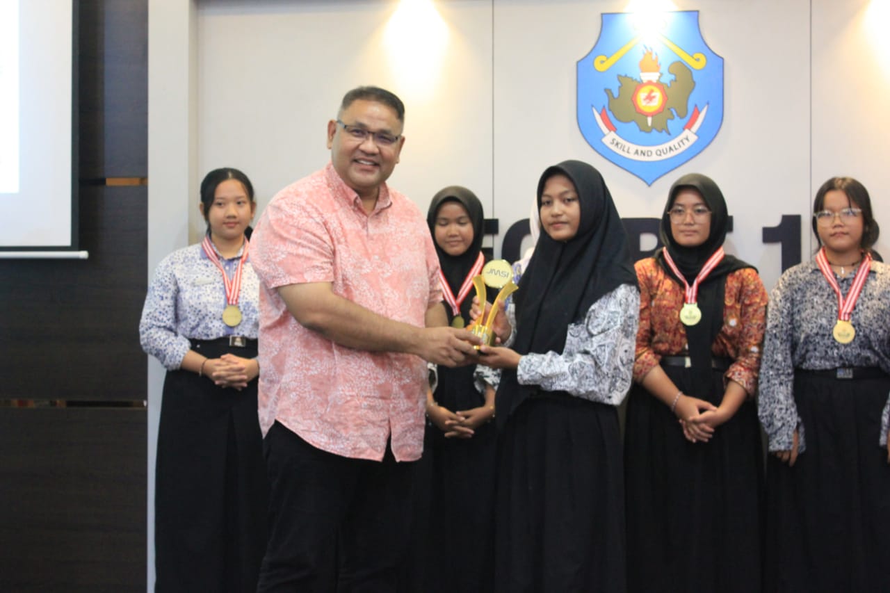 Teguh Santosa Apresiasi Prestasi Pelajar Batam Terbitkan 4 Karya Tulis Go Nasional