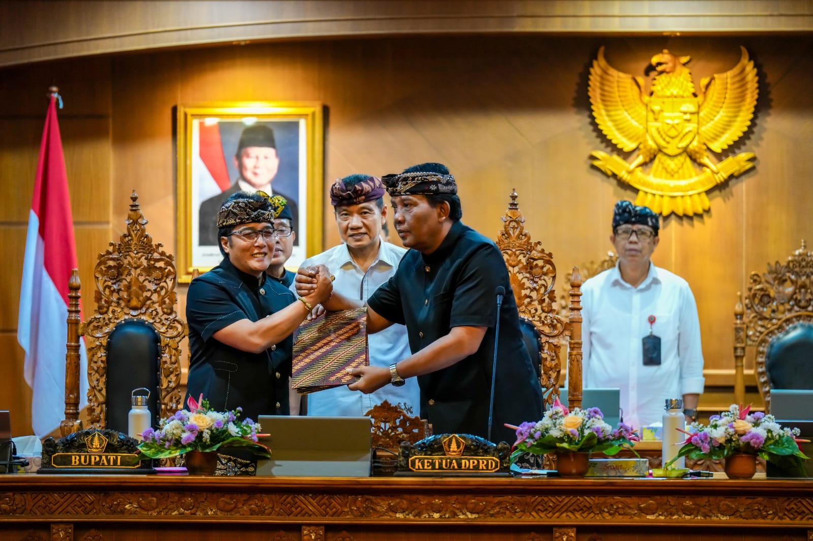 Bupati Giri Prasta Sampaikan Jawaban Pemerintah pada Rapat Paripurna Pembahasan Raperda RTRW Badung 2025-2045