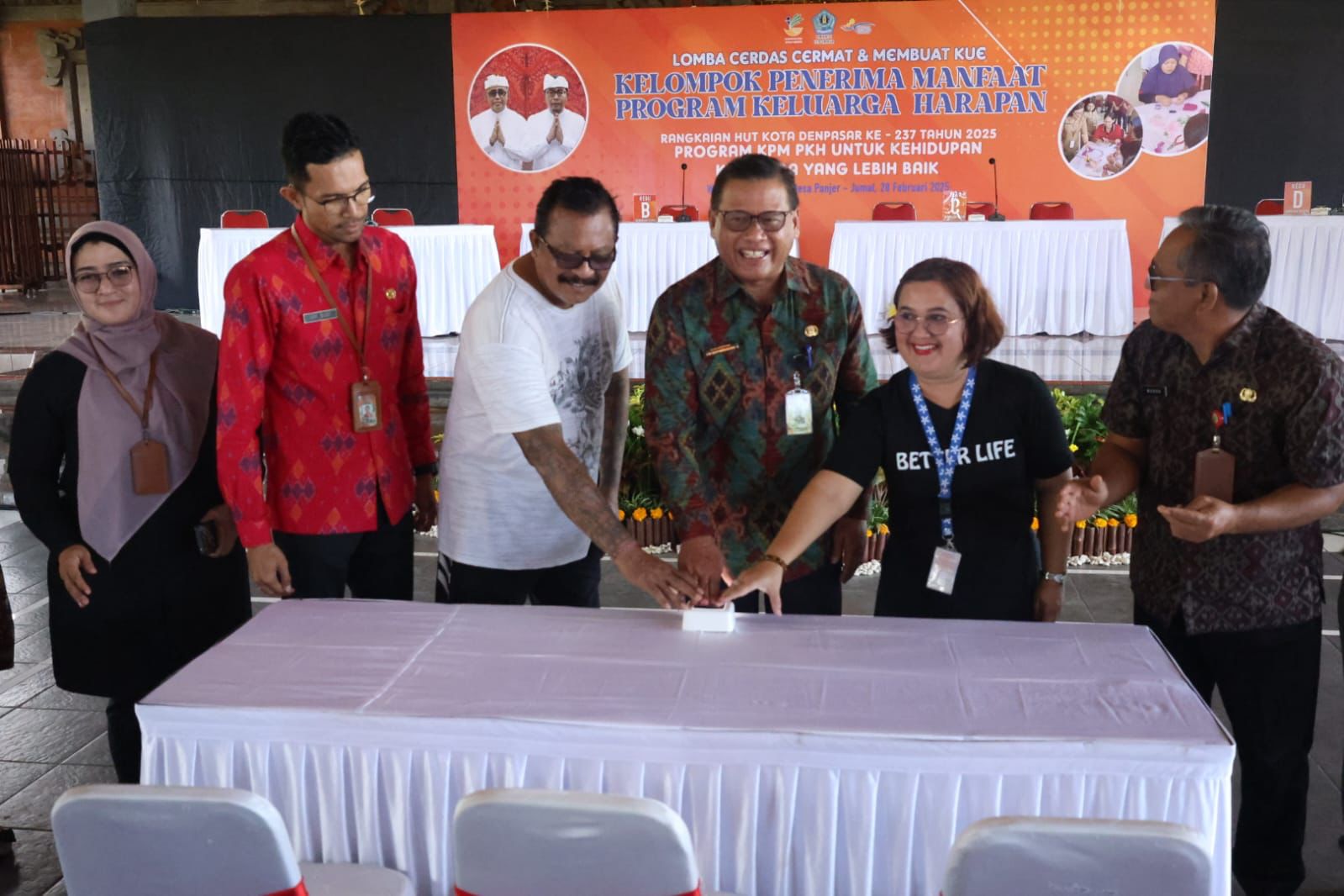 Meriahkn HUT Ke-237 Kota Denpasar, Dinsos Denpasar Gelar Lomba Cerdas Cermat dan Membuat Kue