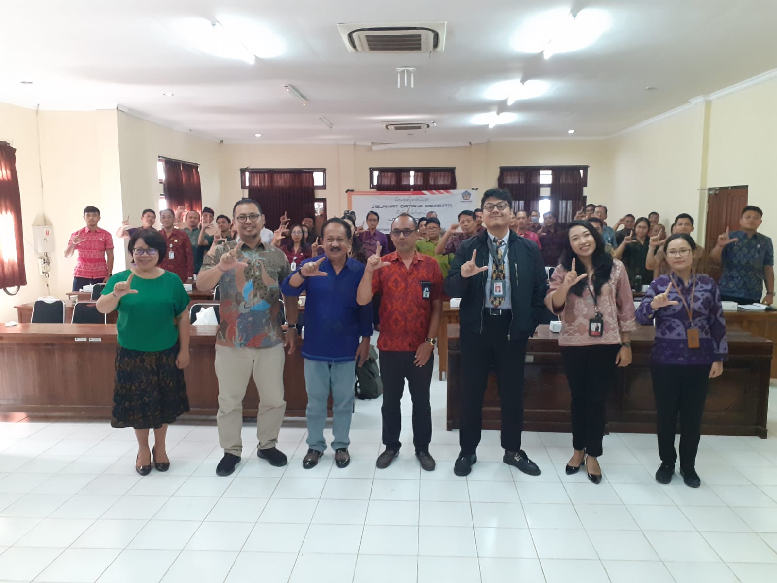 Edukasi Masyarakat, Diskominfo Gianyar Gandeng Diskominfos Bali Gelar Literasi Digital