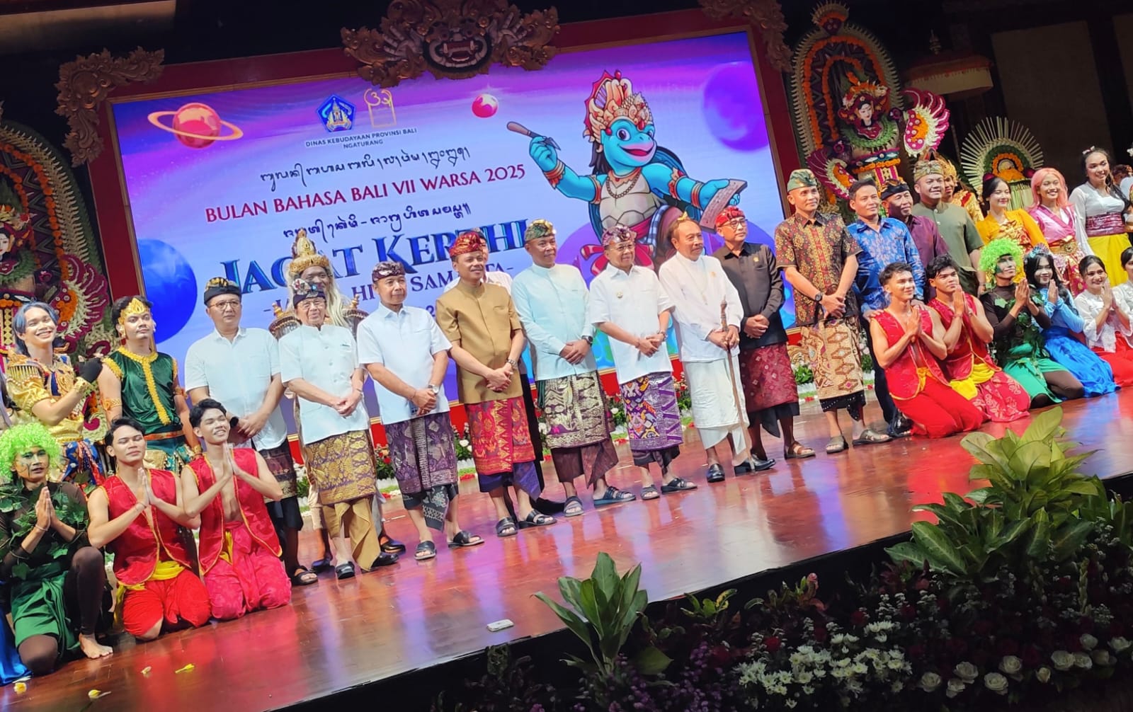Bulan Bahasa Bali Ditutup, Koster Beri Apresiasi dan Motivasi Generasi Muda