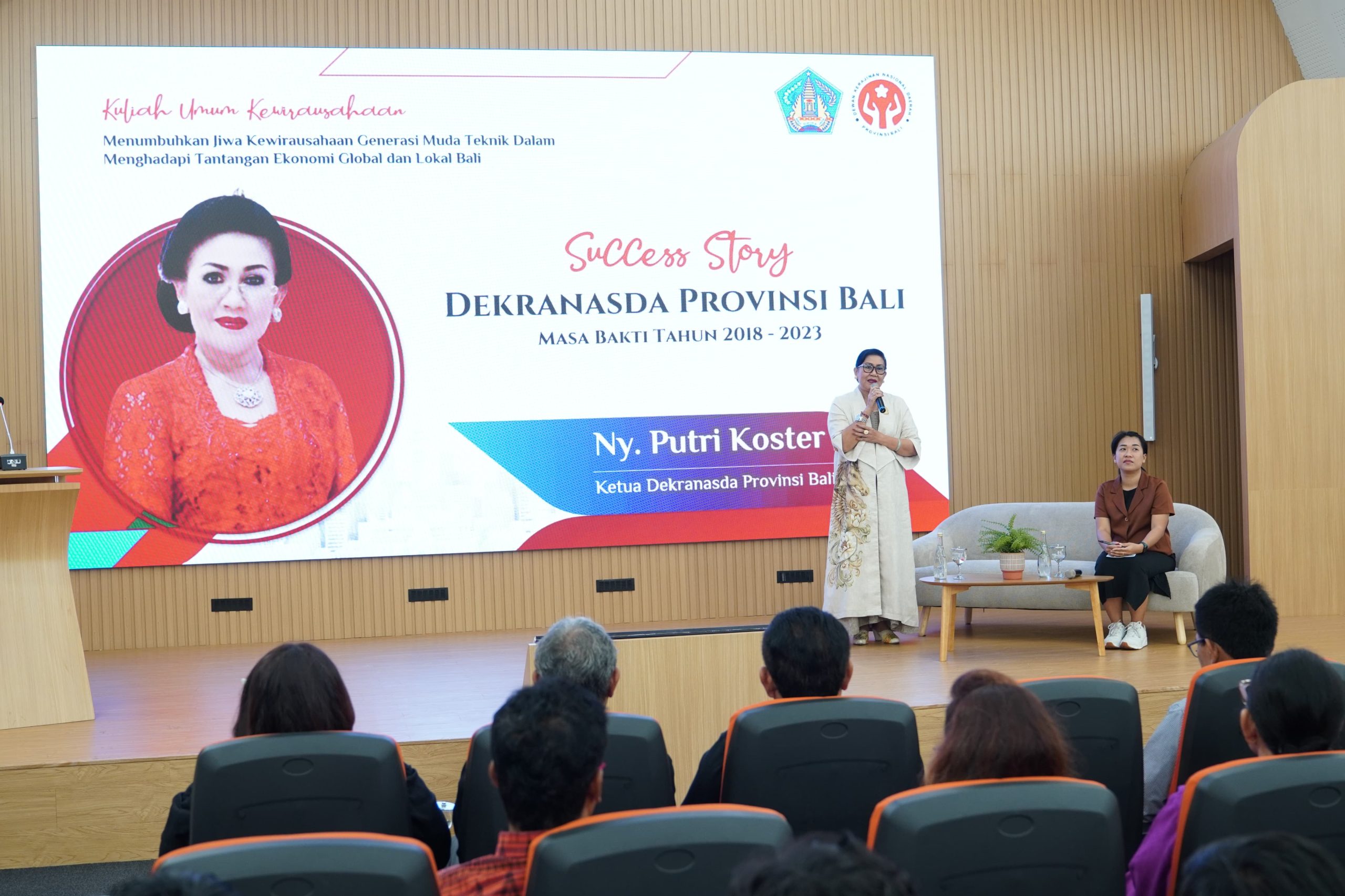 Ny. Putri Koster Ajak Mahasiswa Teknik Berkontribusi Dalam Pembangunan Pusat Kebudayaan Bali