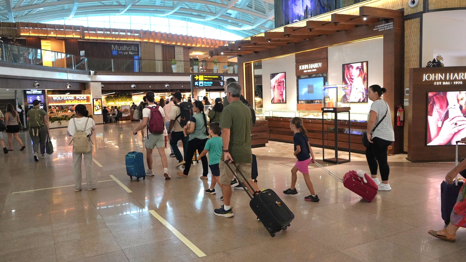 Tertinggi, H-3 Lebaran, Bandara I Gusti Ngurah Rai Dipadati 73 Ribu Penumpang