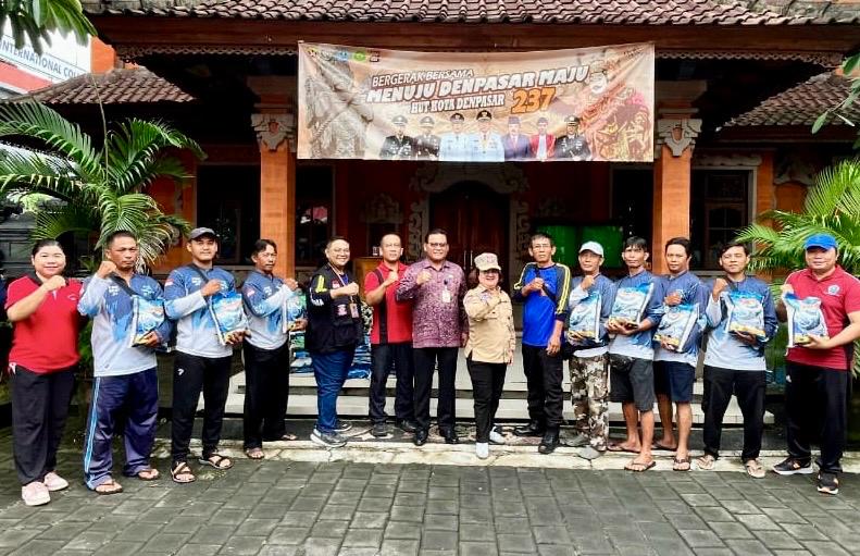 Safari Kesehatan HUT Ke-21 Tagana, Sekda Alit Wiradana Ajak Masyrakat Manfaatkan Layanan Kesehatan Gratis