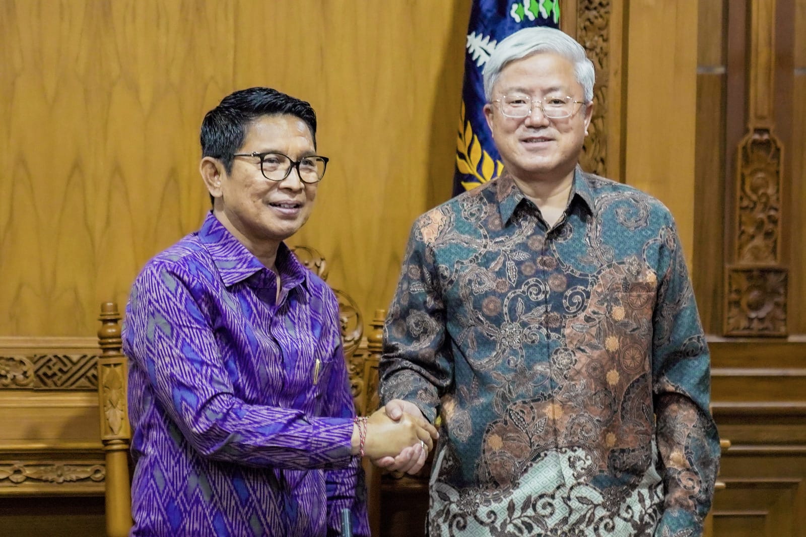 Tingkatkan Kerjasama Kabupaten Badung- Tiongkok, Bupati Adi Arnawa Terima Audiensi Perwakilan Konsulat China