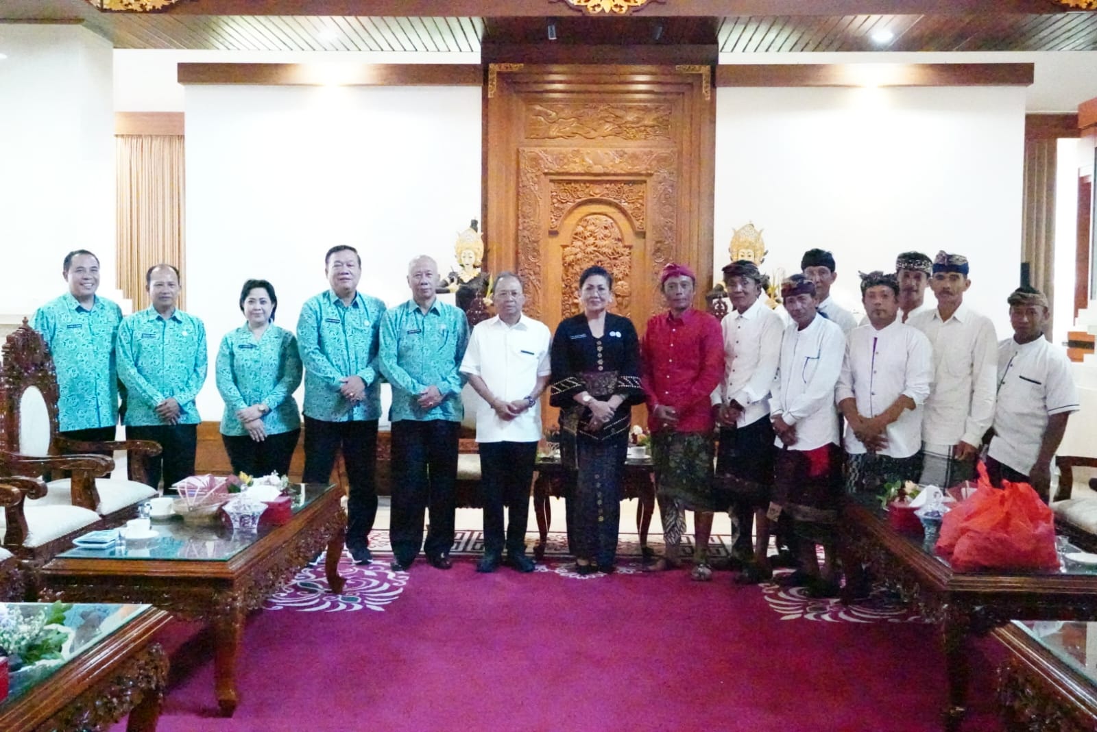 Gubernur Koster dan Ny. Putri Suastini Dukung Jegog Jembrana Jadi Agenda Tahunan Pariwisata Bali