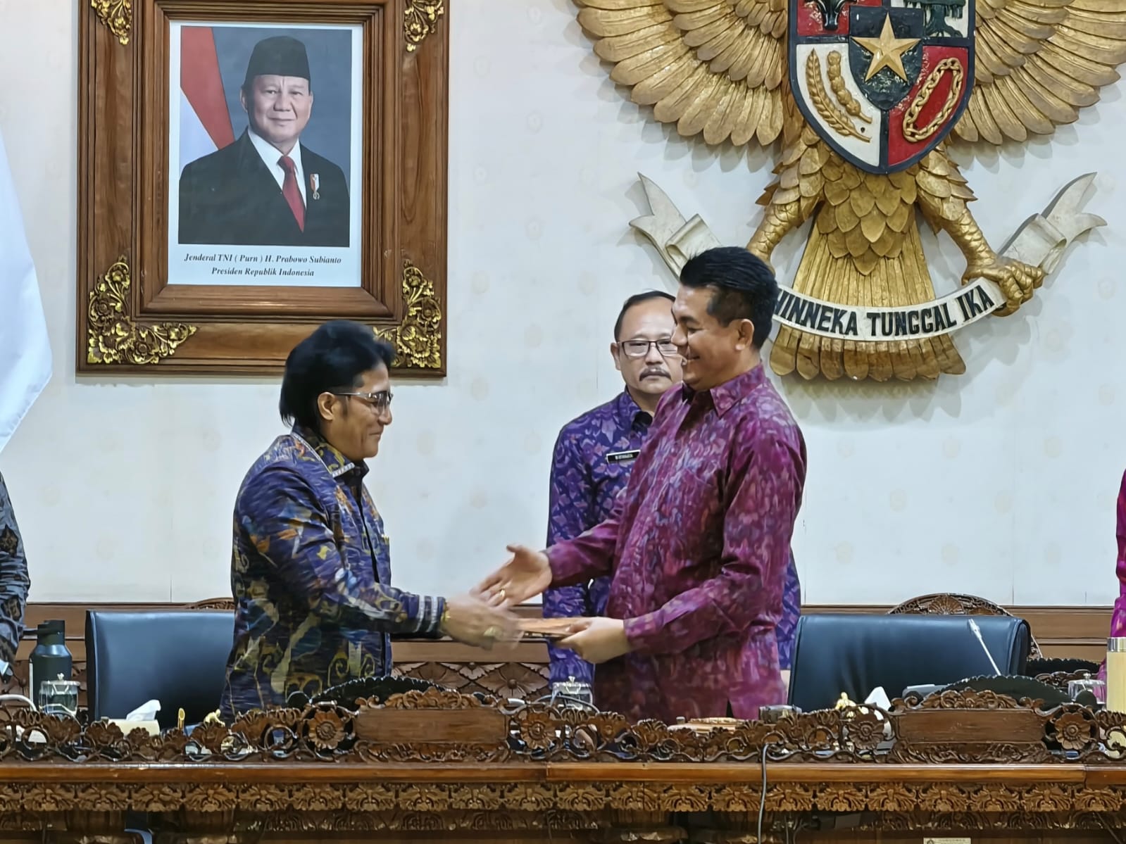 Wagub Giri Prasta Apresiasi Dukungan Fraksi-Fraksi DPRD Provinsi Bali atas Raperda Perubahan Perda No. 6/2023