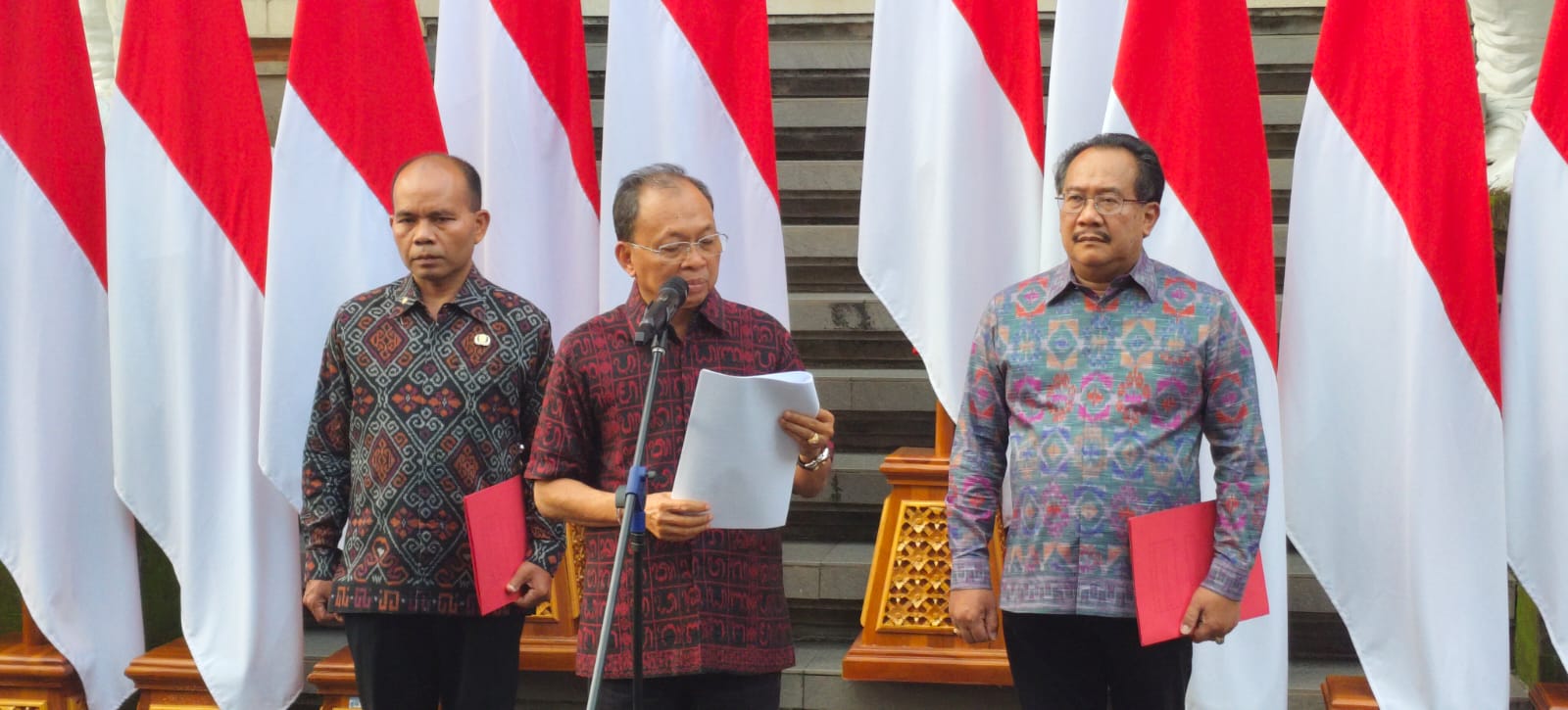 Gubernur Koster Terbitkan SE Nomor 9 Tahun 2025 Tentang Gerakan Bali Bersih Sampah