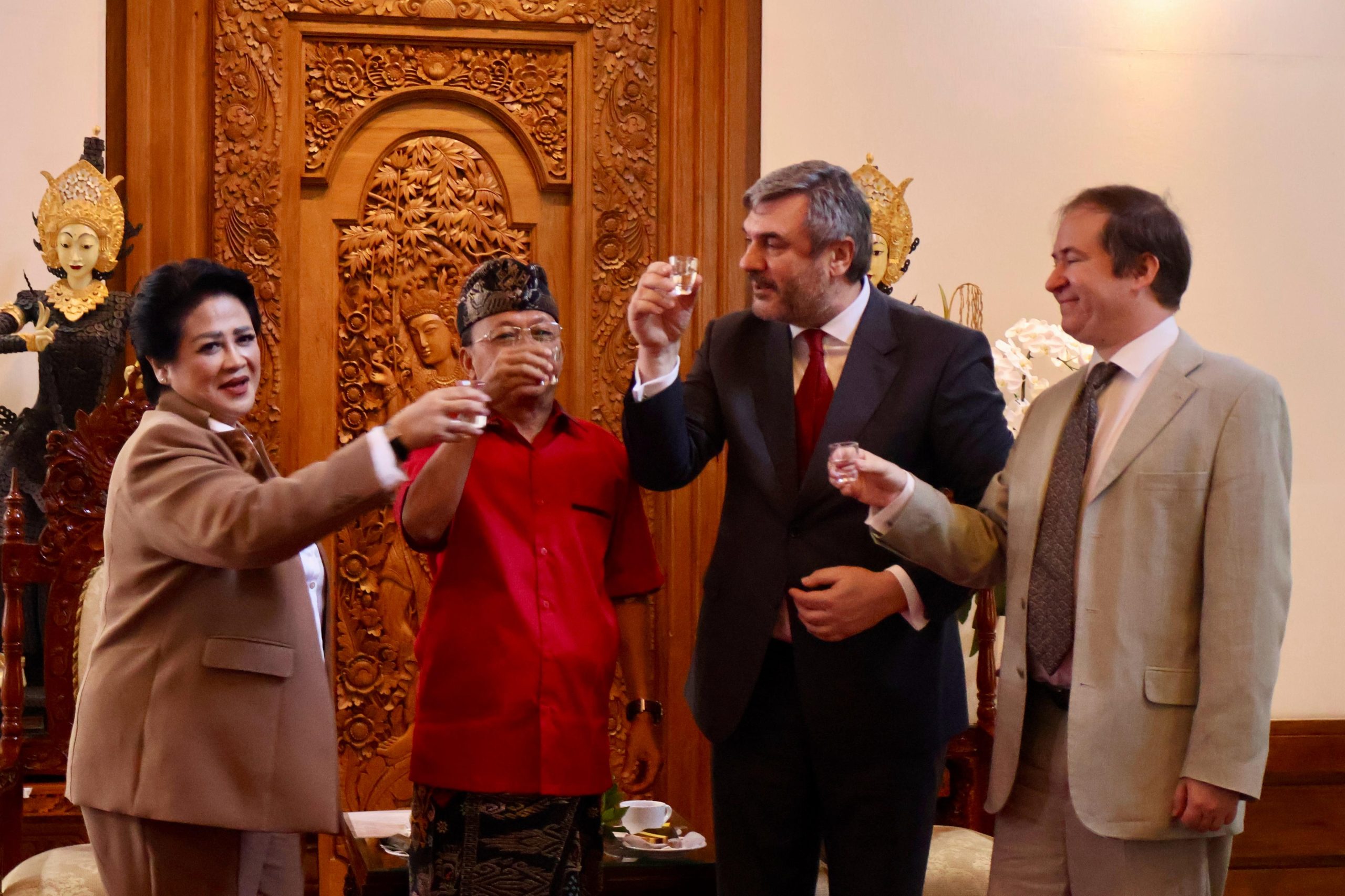 Temui Gubernur Koster, Prof. Connie R Bakrie dan Konjen Rusia Sebut Bali Punya Arak Tradisional Dikemas Modern