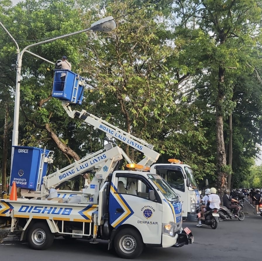 Cegah Kriminalitas, Pemkot Denpasar Ganti  LPJU Dengan LED di 108 Titik